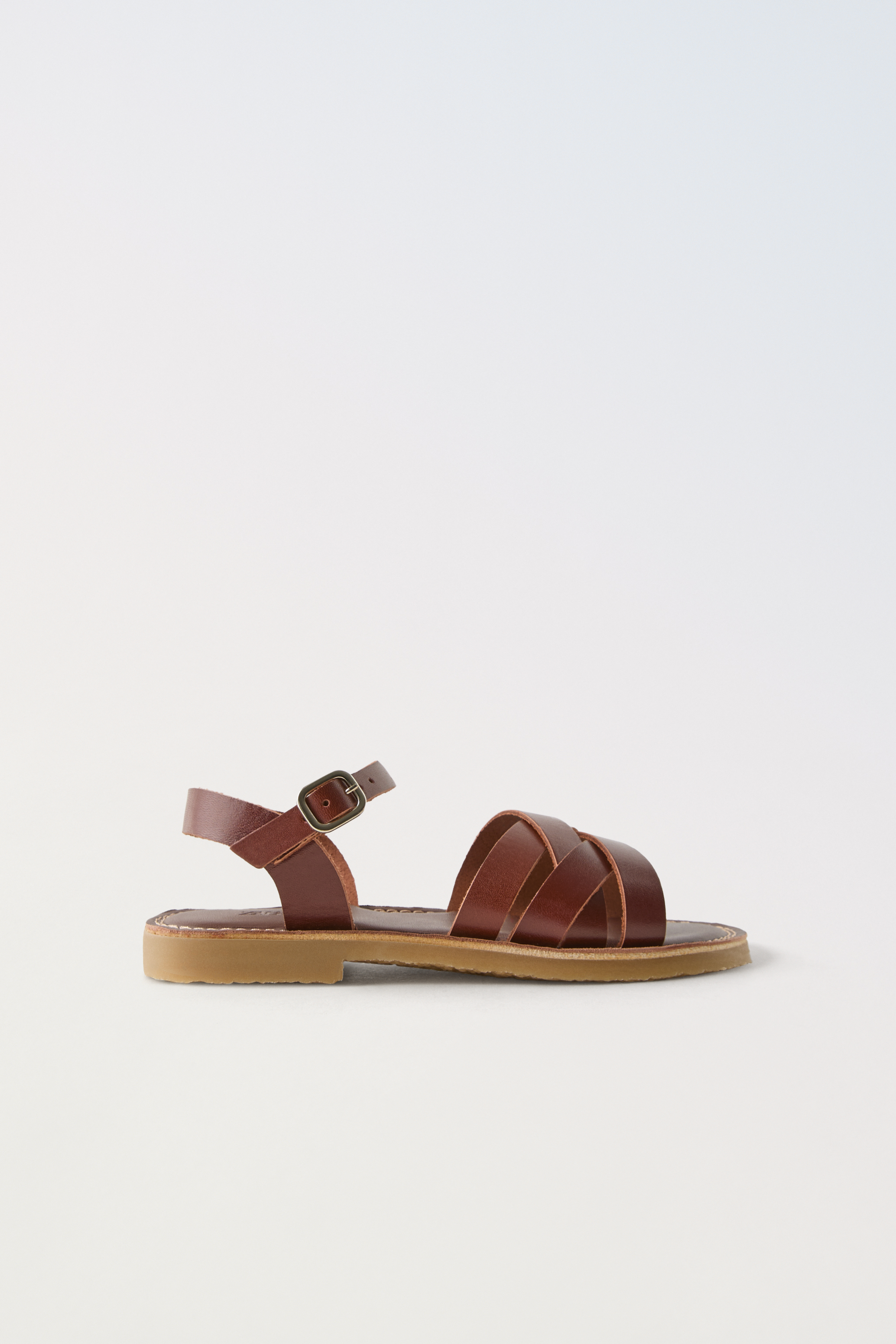 CROSSED STRAP LEATHER SANDALS
