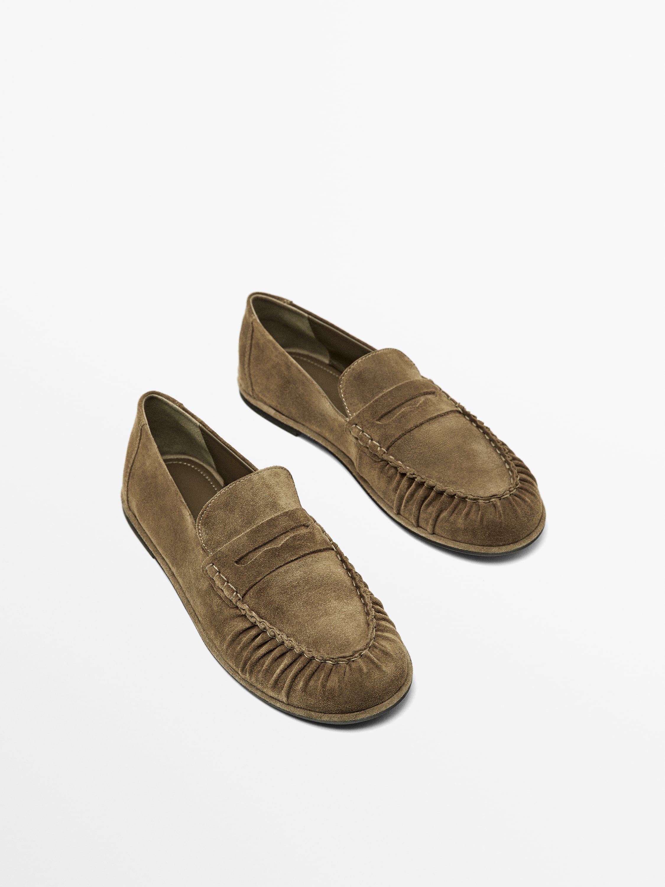 Gathered split leather loafers