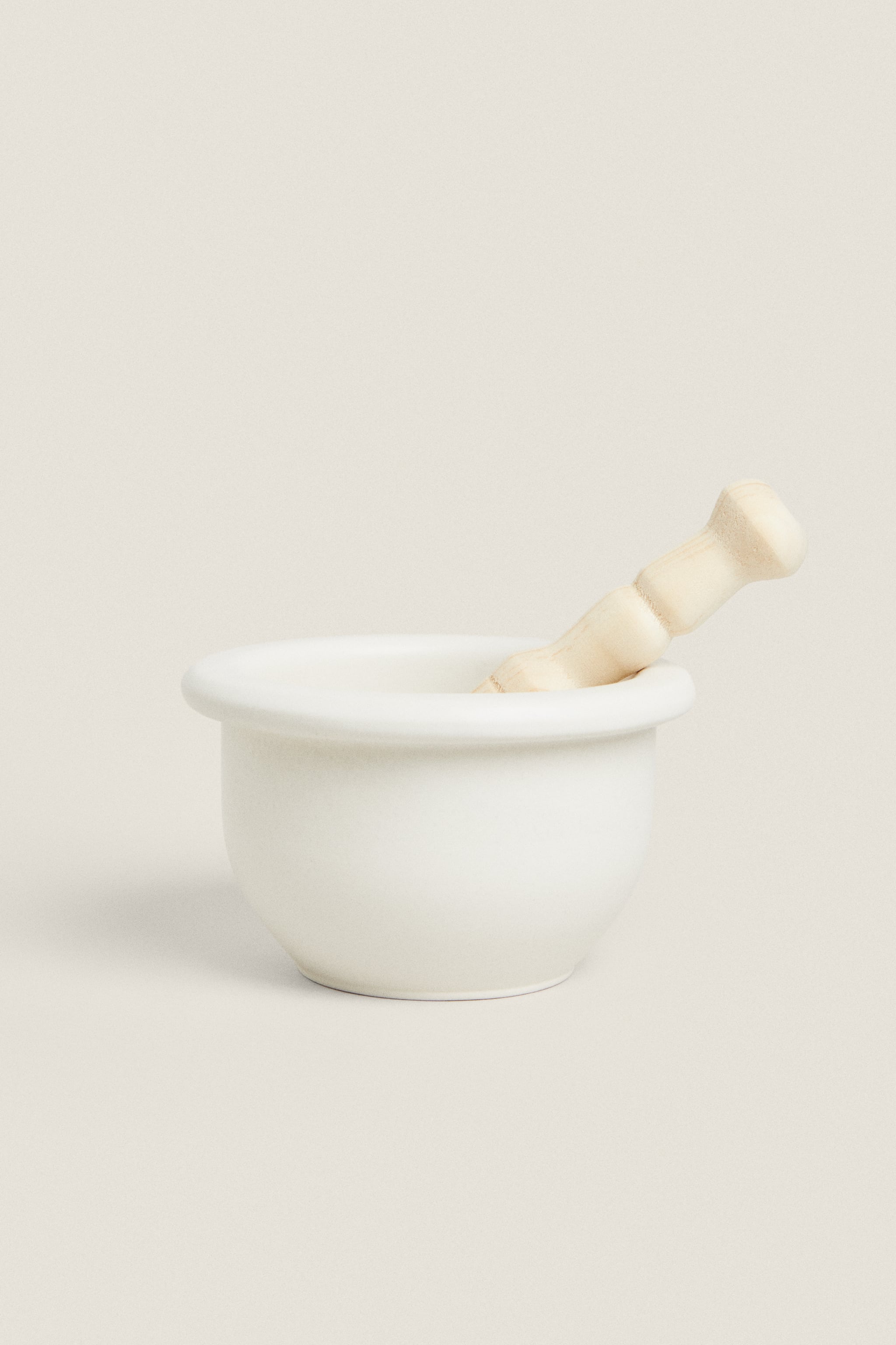 CERAMIC PESTLE AND MORTAR WITH WOODEN HANDLE