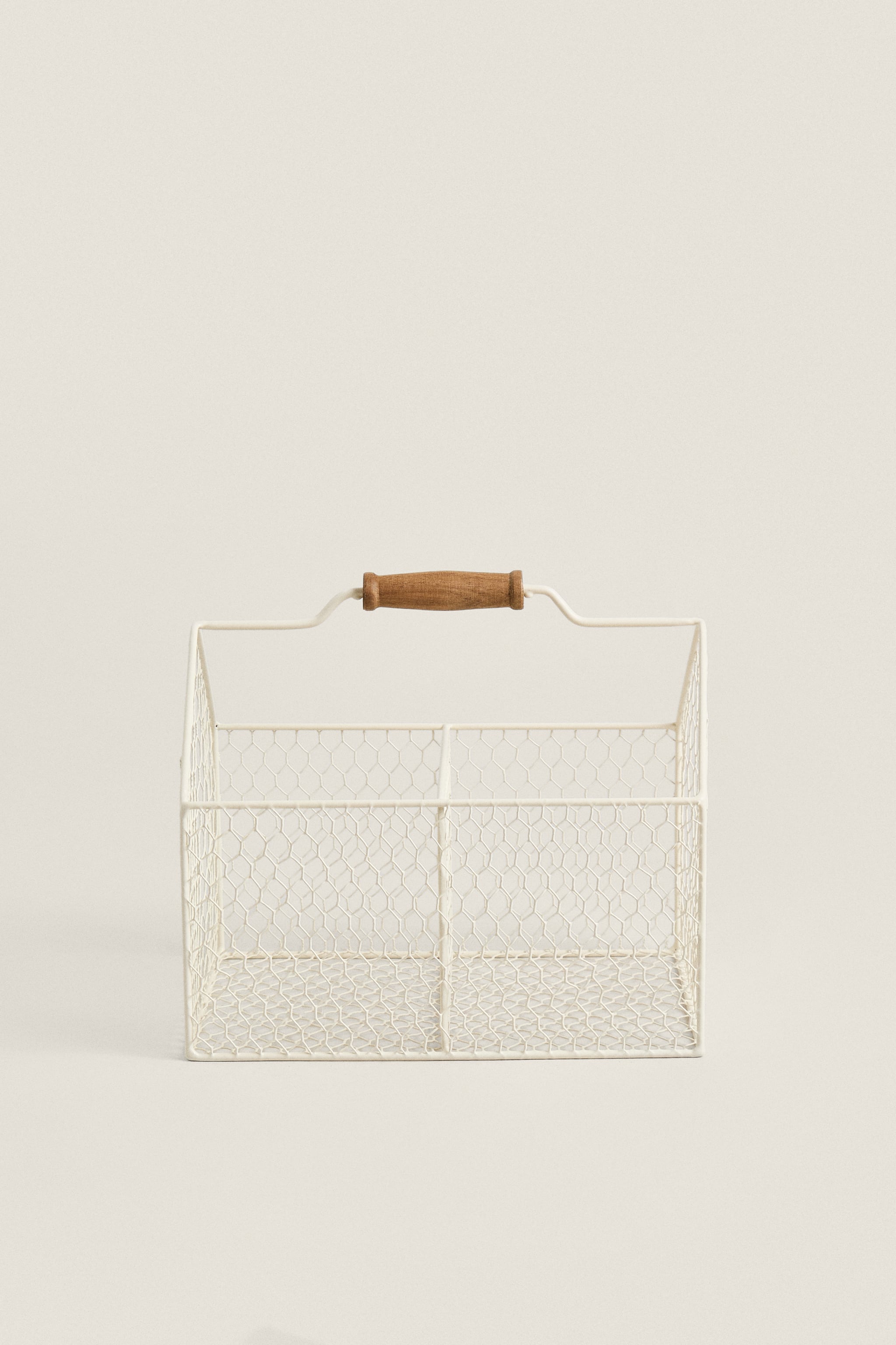 LACQUERED METAL BASKET