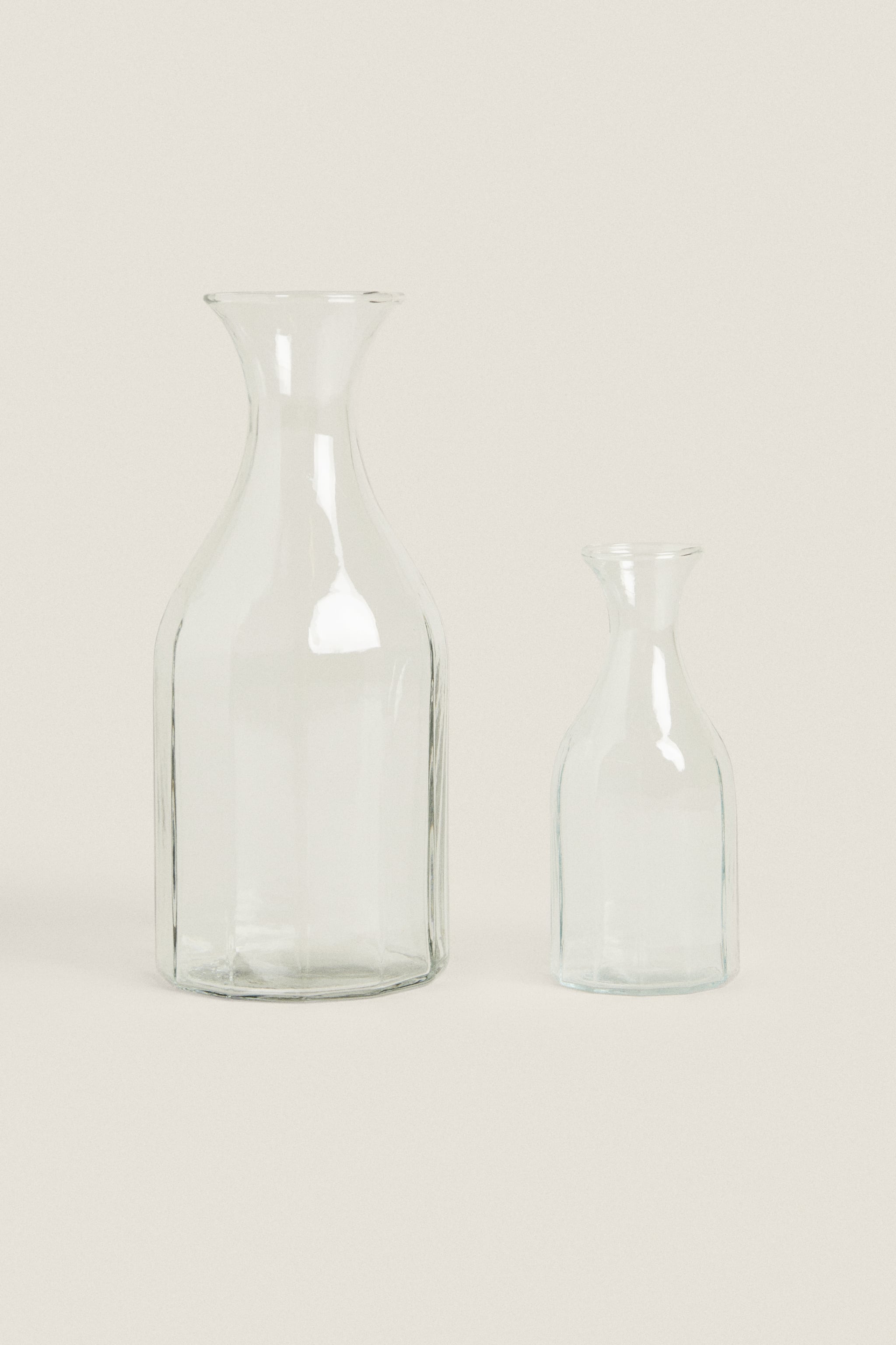 LONG GLASS CONTAINER