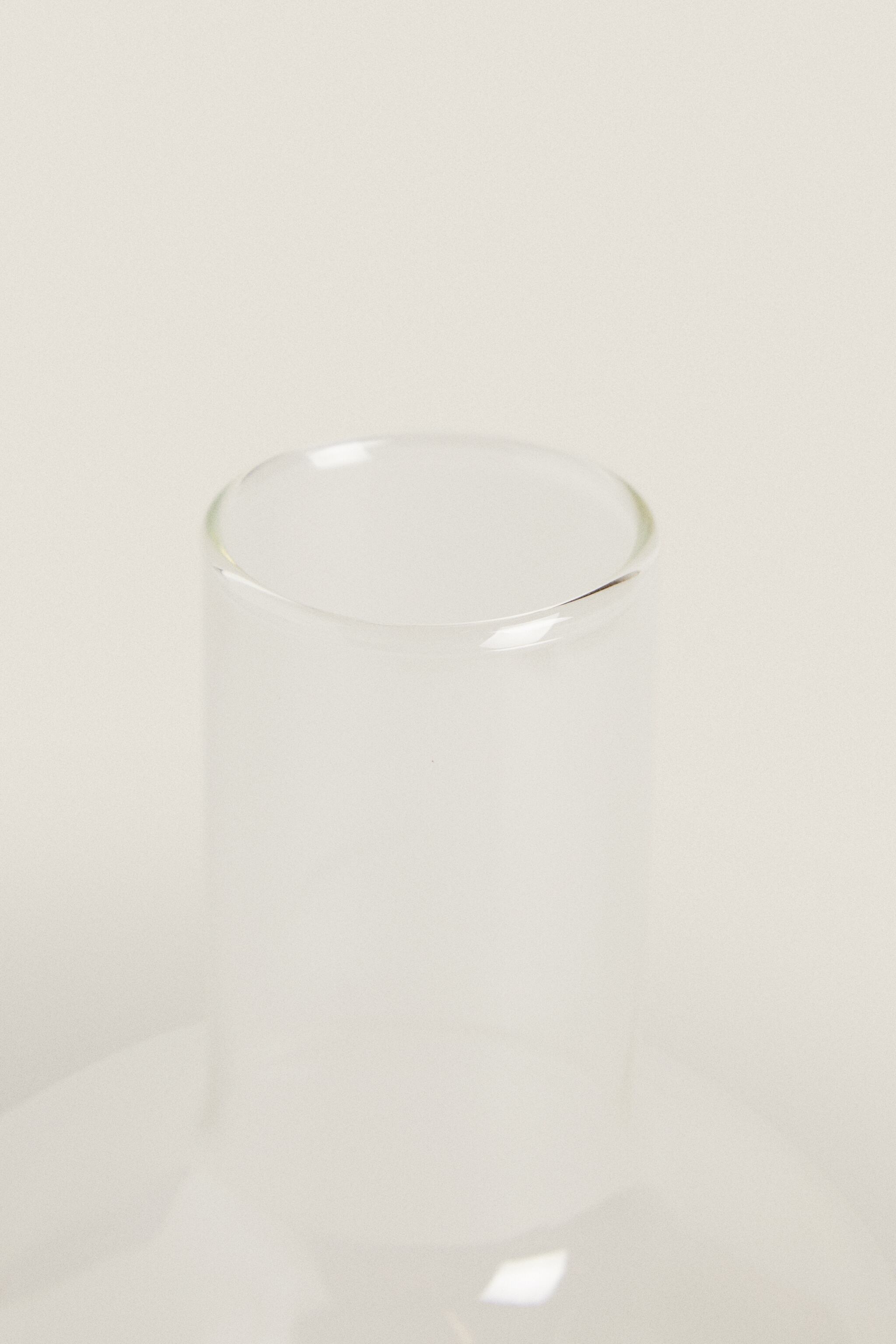 BOROSILICATE GLASS BOTTLE WITH LETTERS