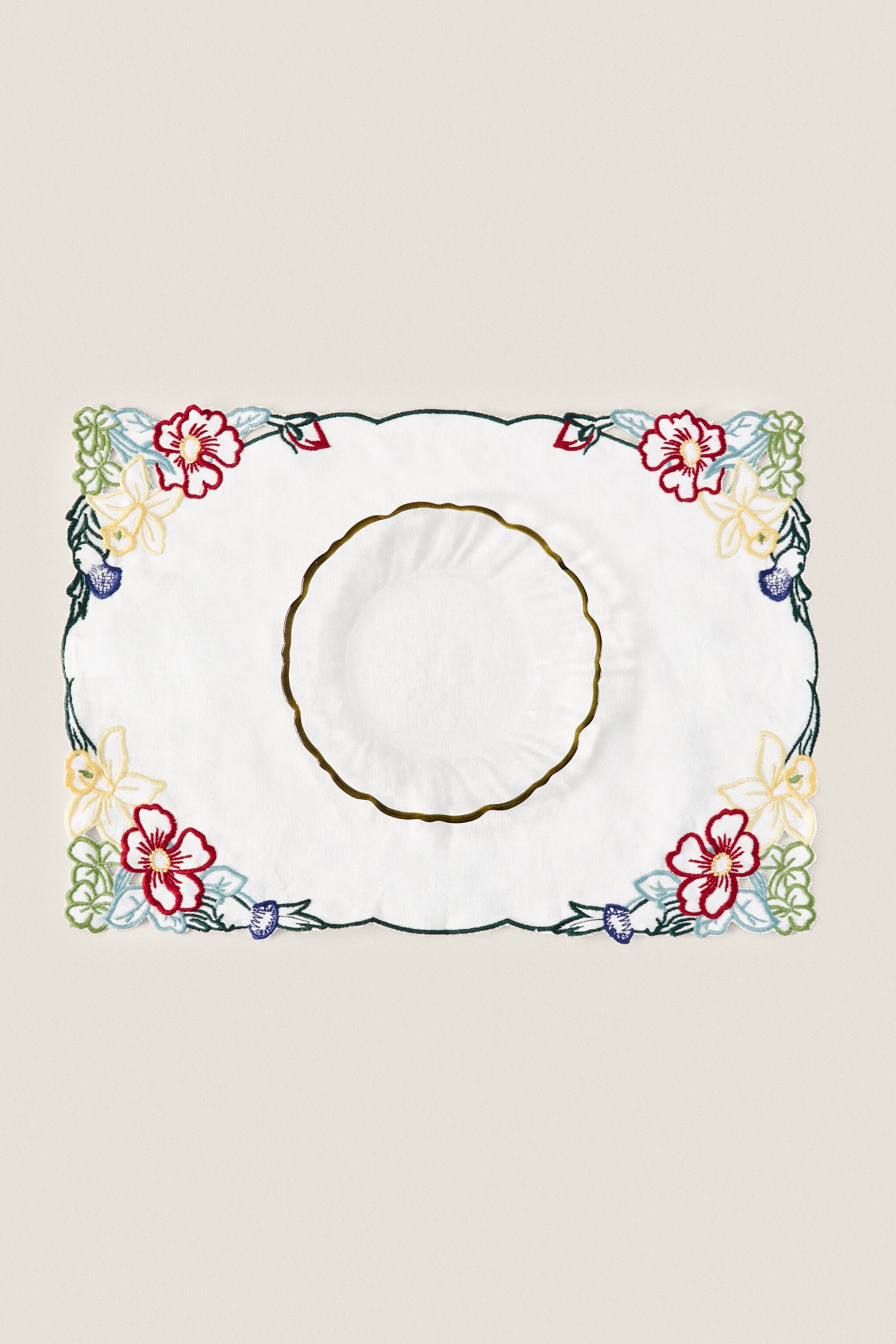 EMBROIDERED COTTON LINEN PLACEMAT