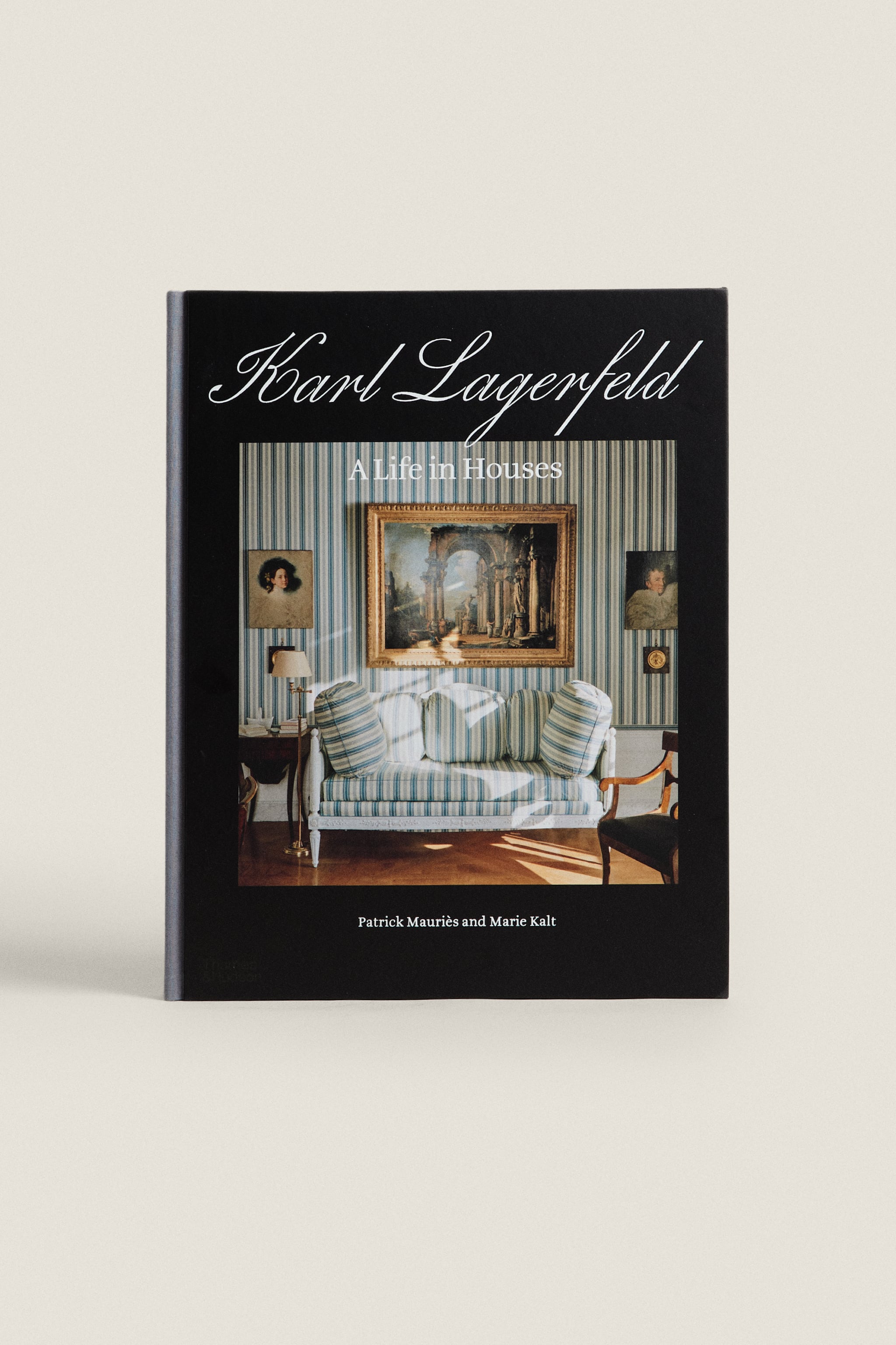 KARL LAGERFELD: A LIFE IN HOUSES BOOK