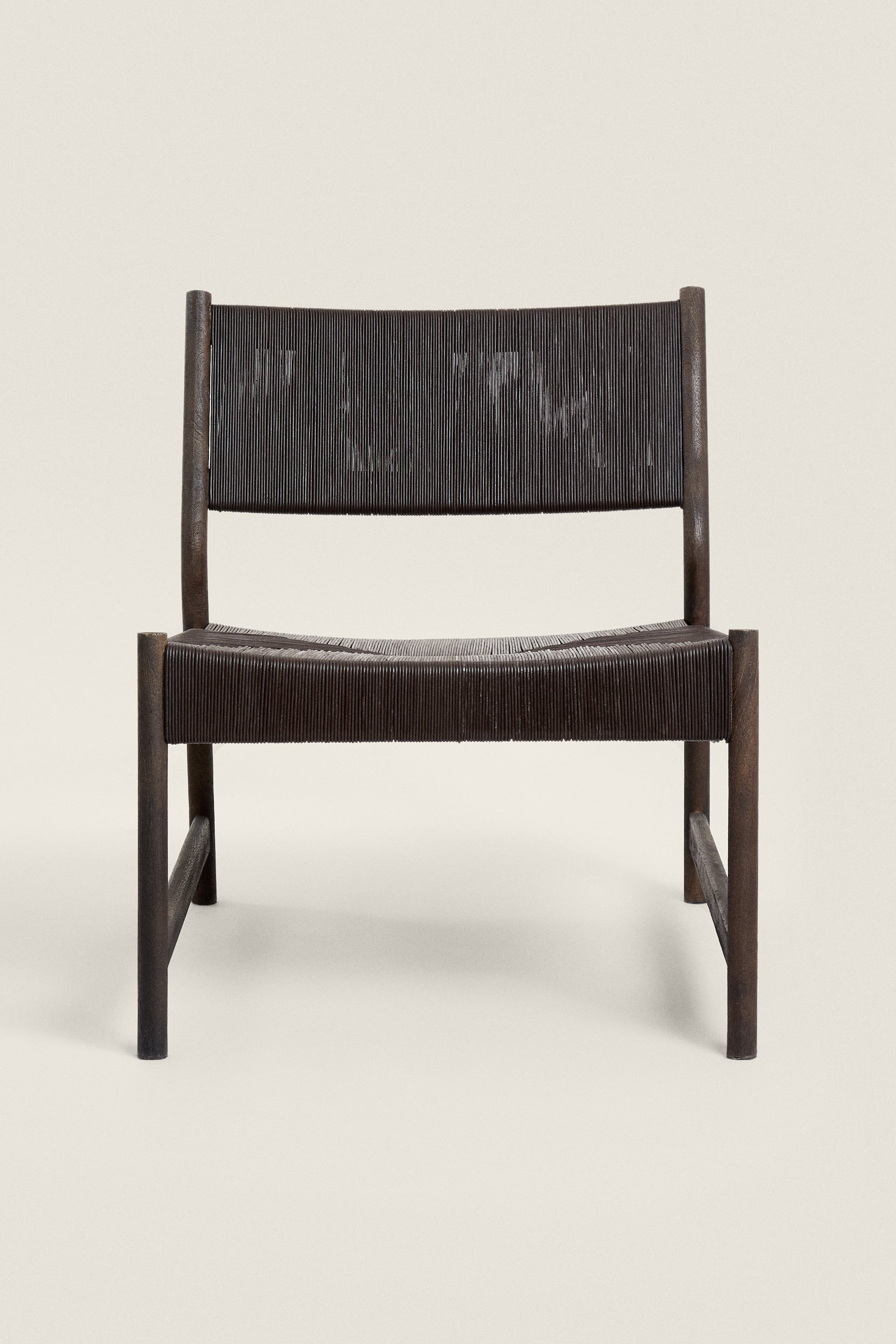 WOOD AND WOVEN LEATHER CHAIR