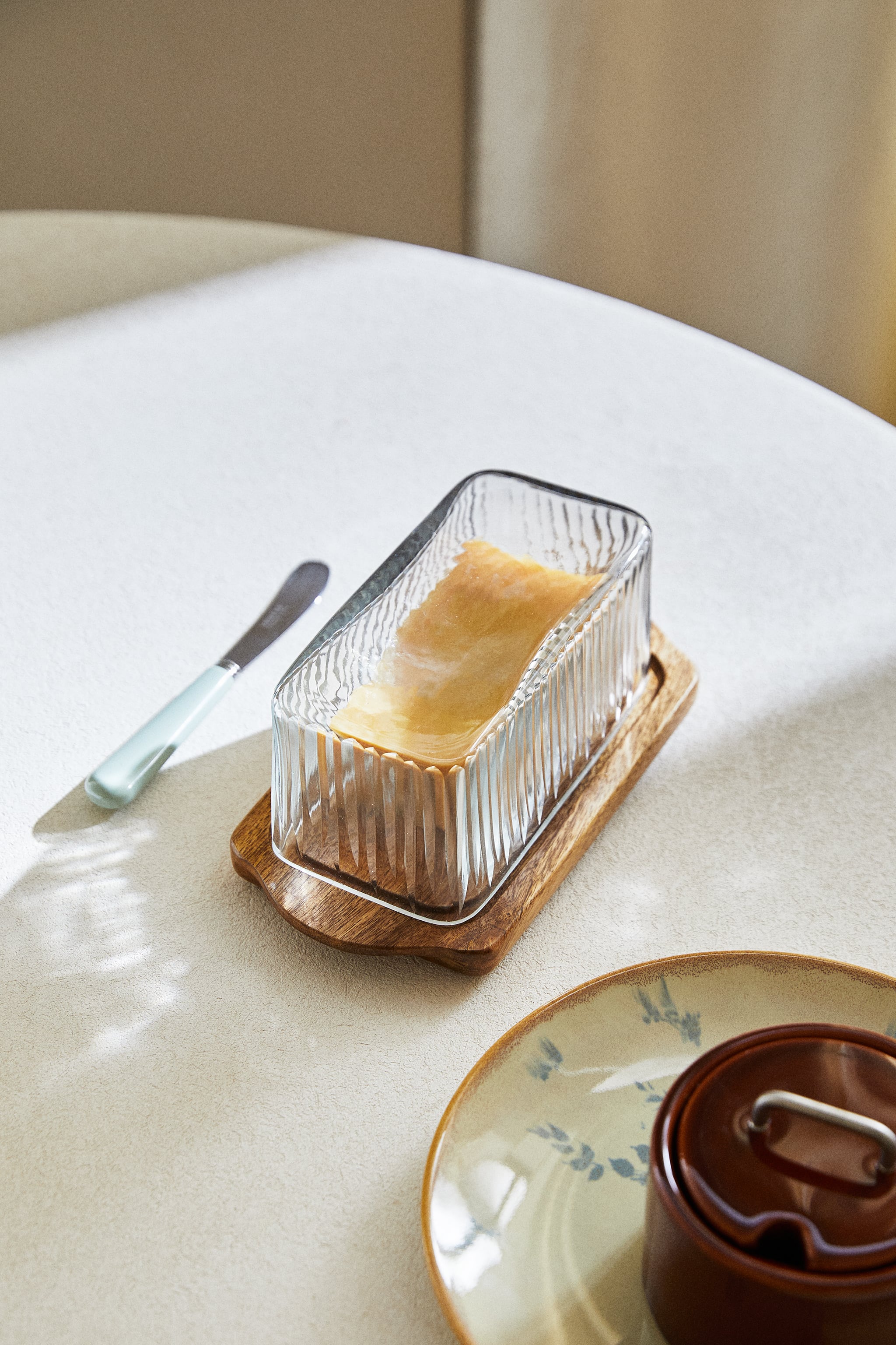 WOOD AND GLASS BUTTER DISH
