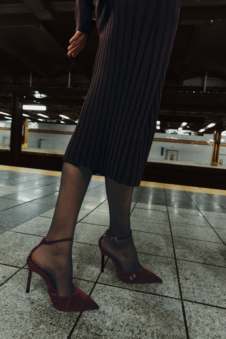 VELVET EFFECT THIN HEELED SHOES