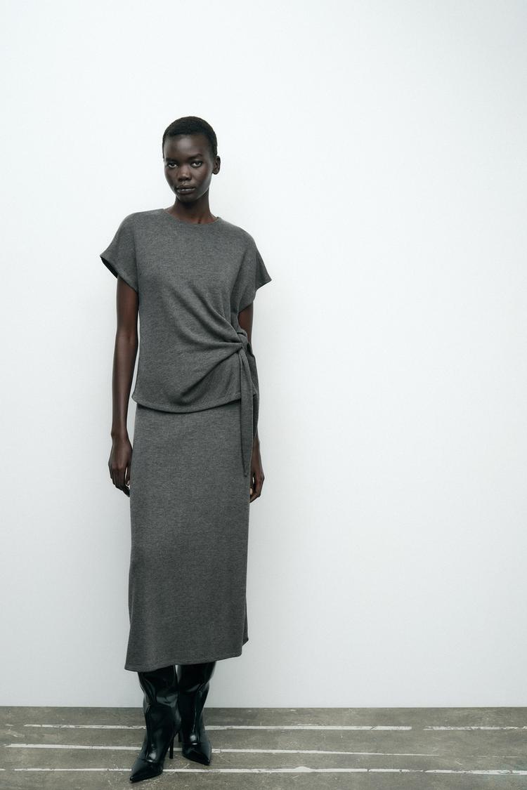 SOFT KNOTTED TOP