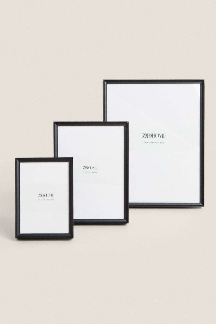 BLACK METAL PICTURE FRAME - Zara product image