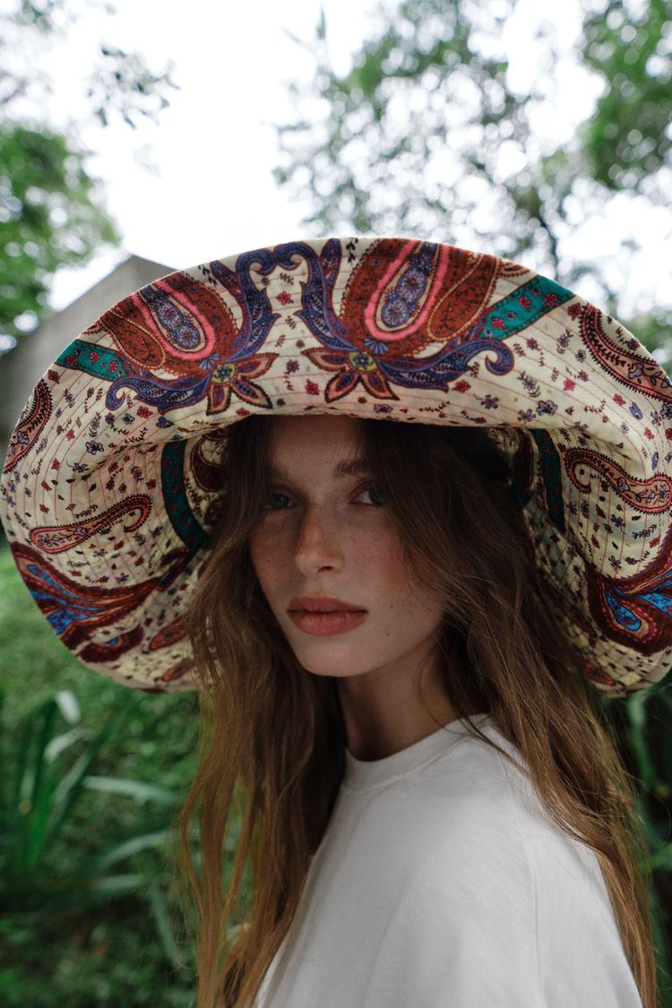 PAISLEY PRINT WIDE BRIM HAT - Zara product image