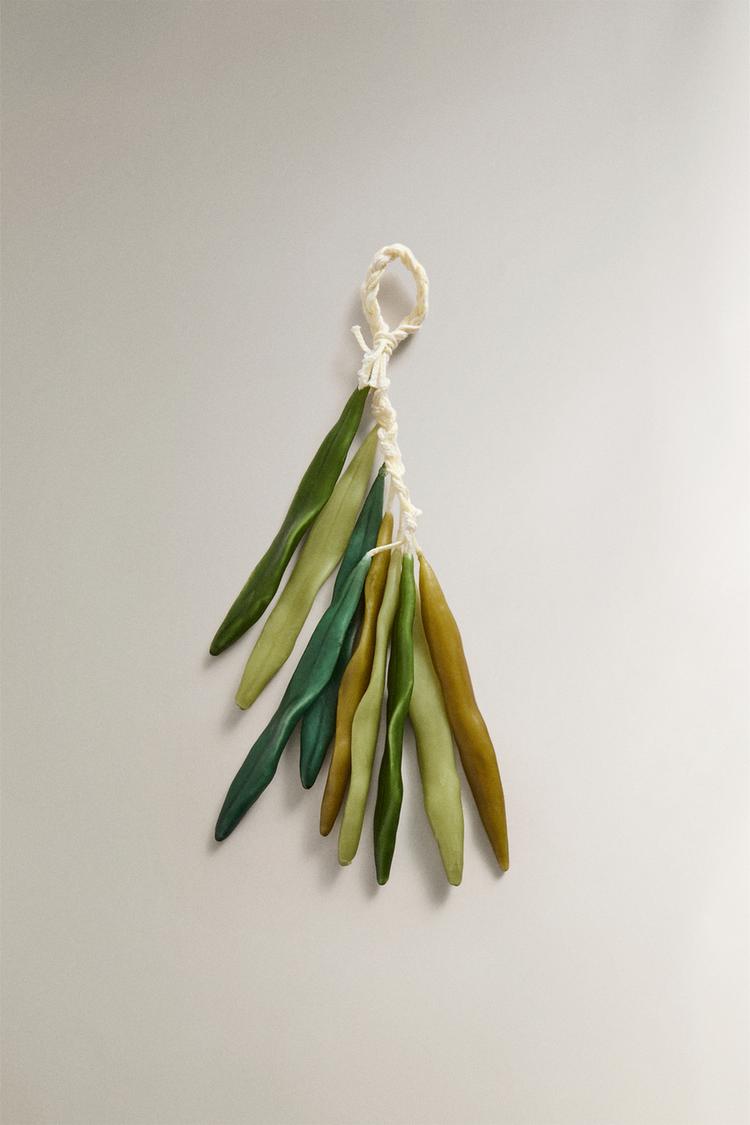 PACK OF DECORATIVE LEAF CANDLES (PACK OF 9) - Zara product image