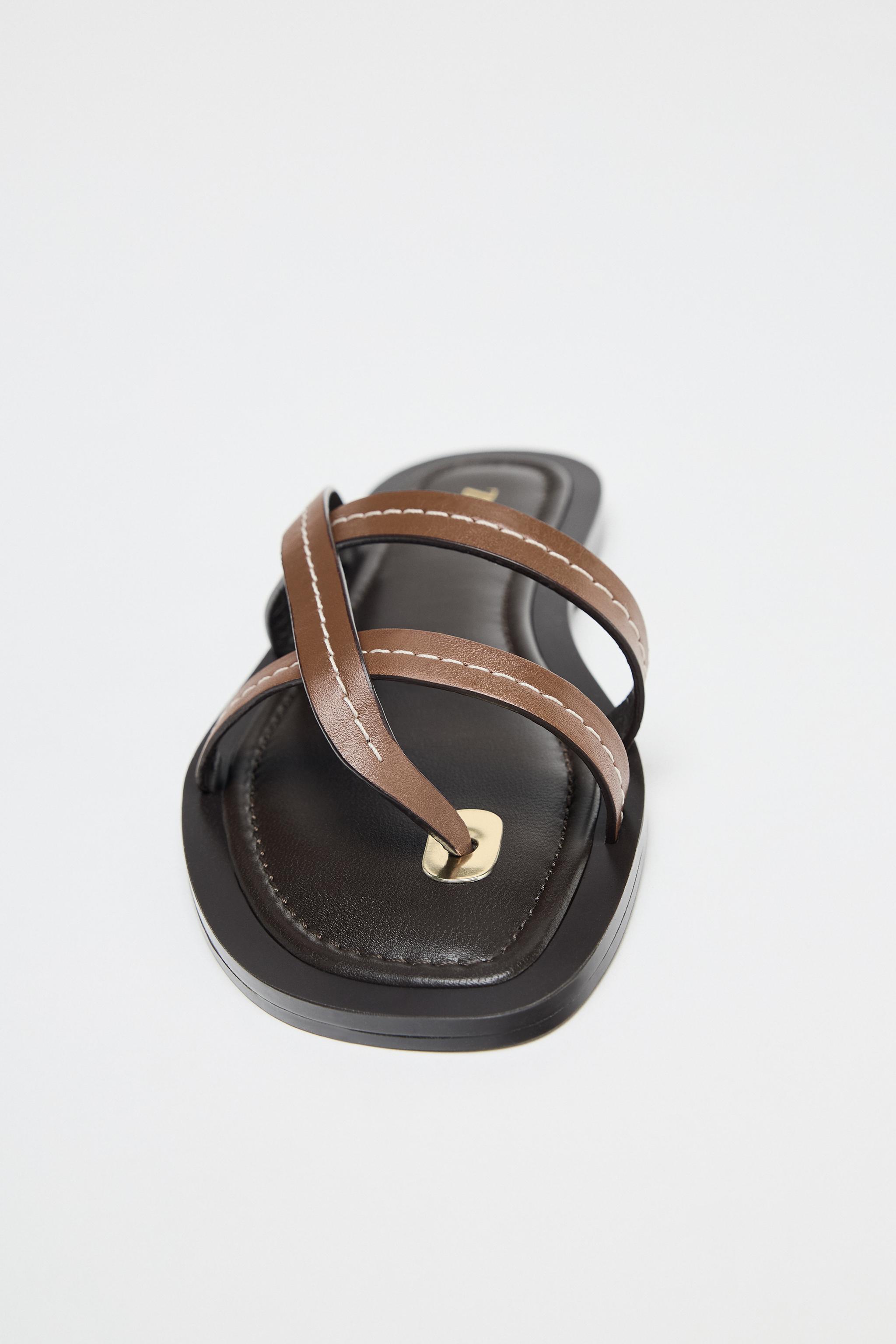 LEATHER STRAPPY FLAT SANDALS