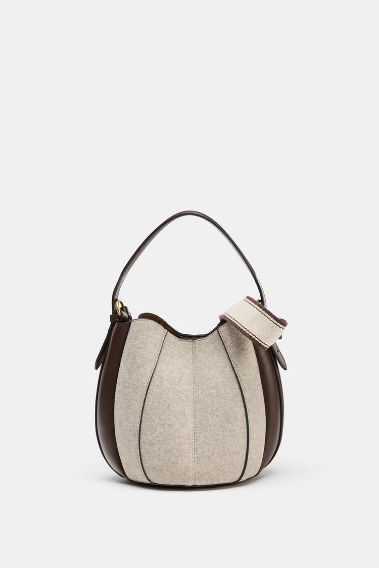 TOPSTITCHED FABRIC BUCKET BAG - Zara product image