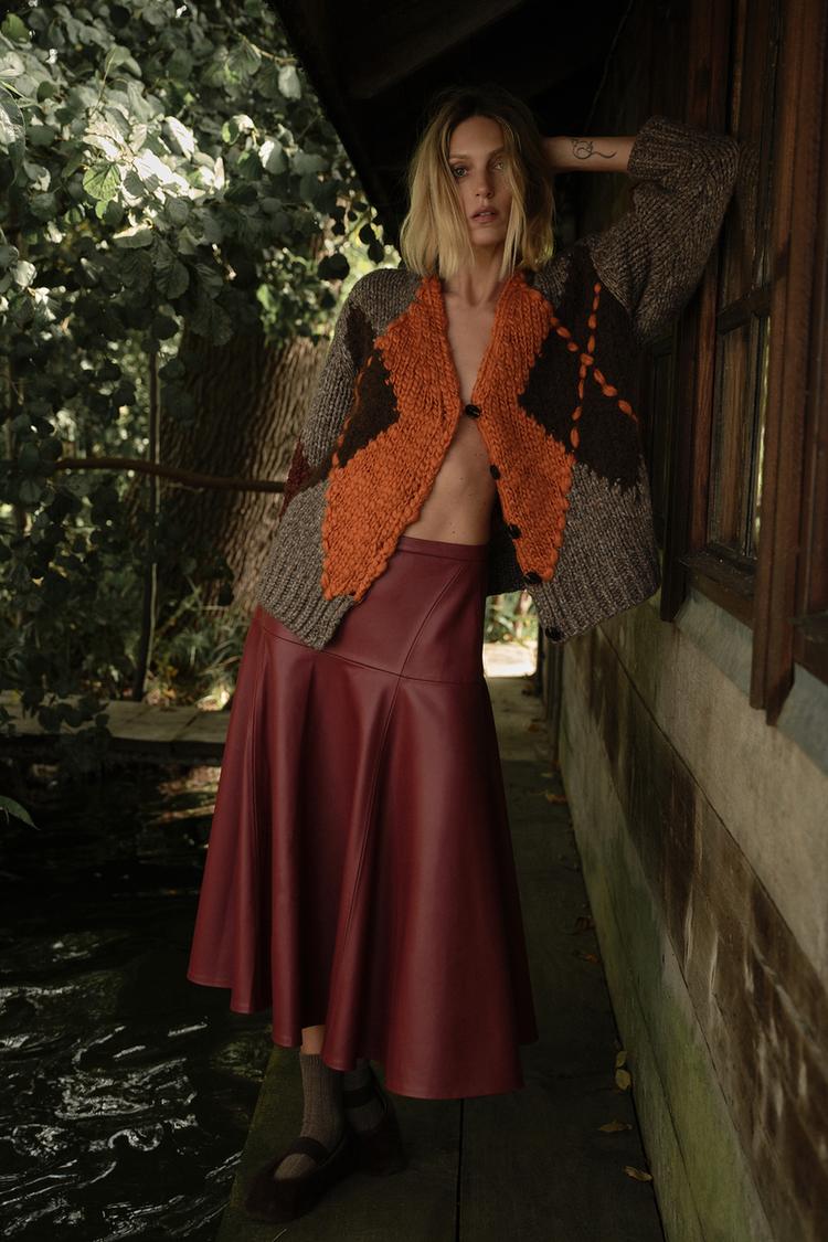 DIAMOND KNIT CARDIGAN - Zara product image