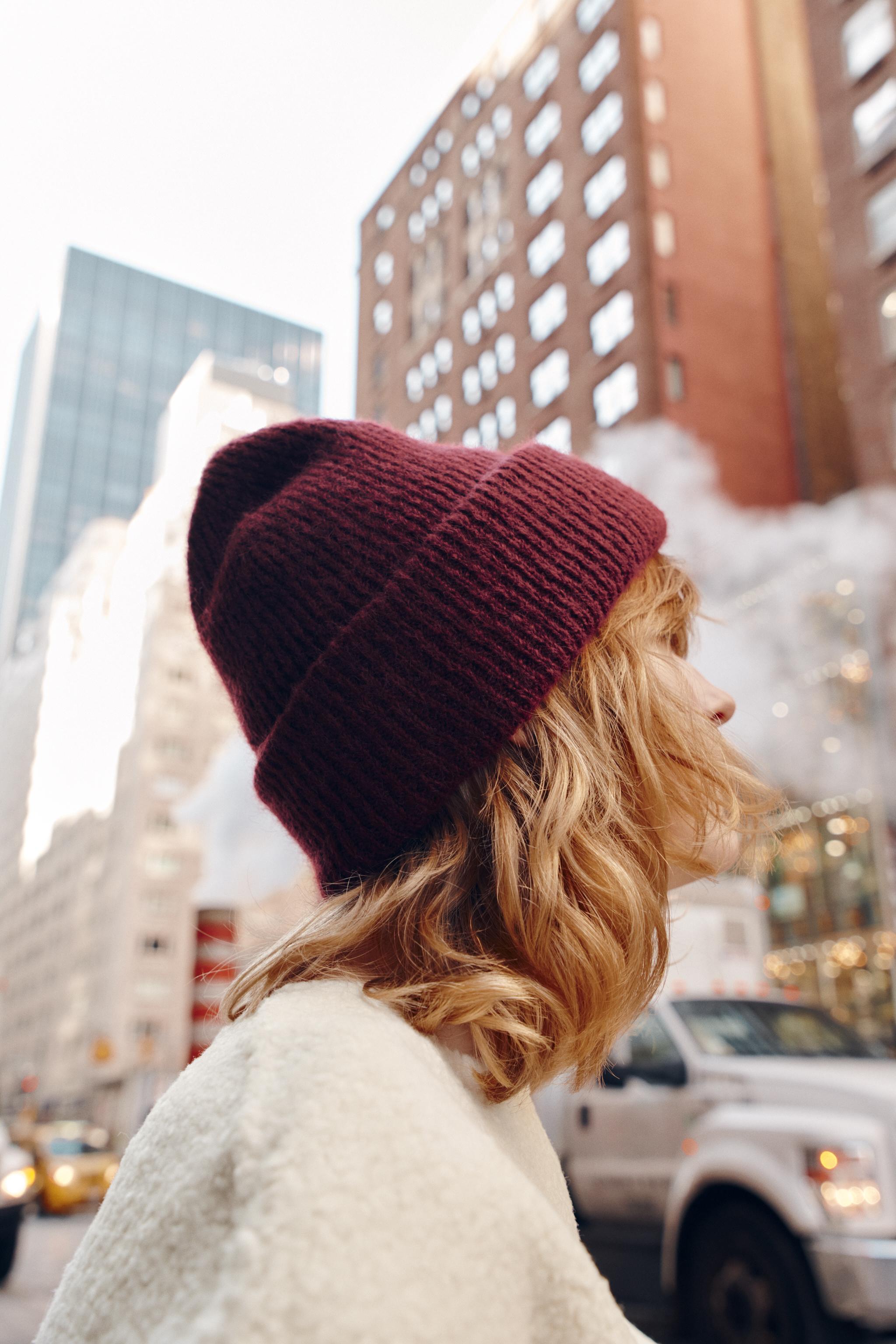 TURNED-UP KNIT BEANIE