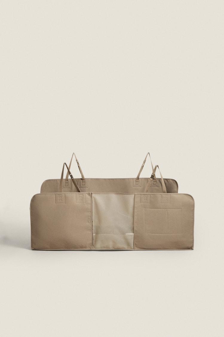 PET CAR BLANKET - Zara product image