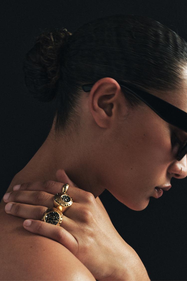 3-PACK OF SHINY METAL RINGS - Zara product image