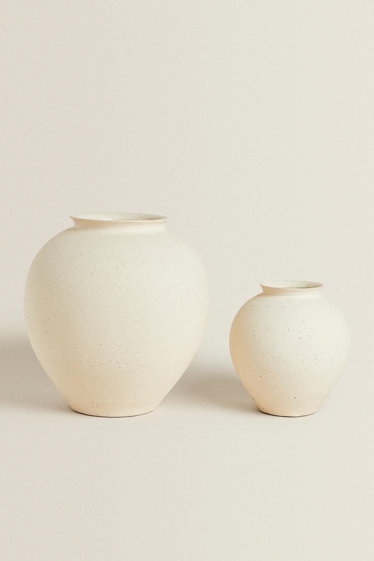 TEXTURED CERAMIC VASE - Zara product image