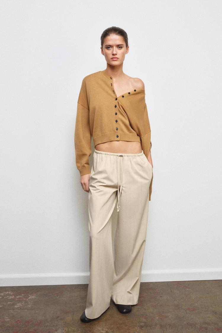 V-NECK KNIT CARDIGAN - Zara product image