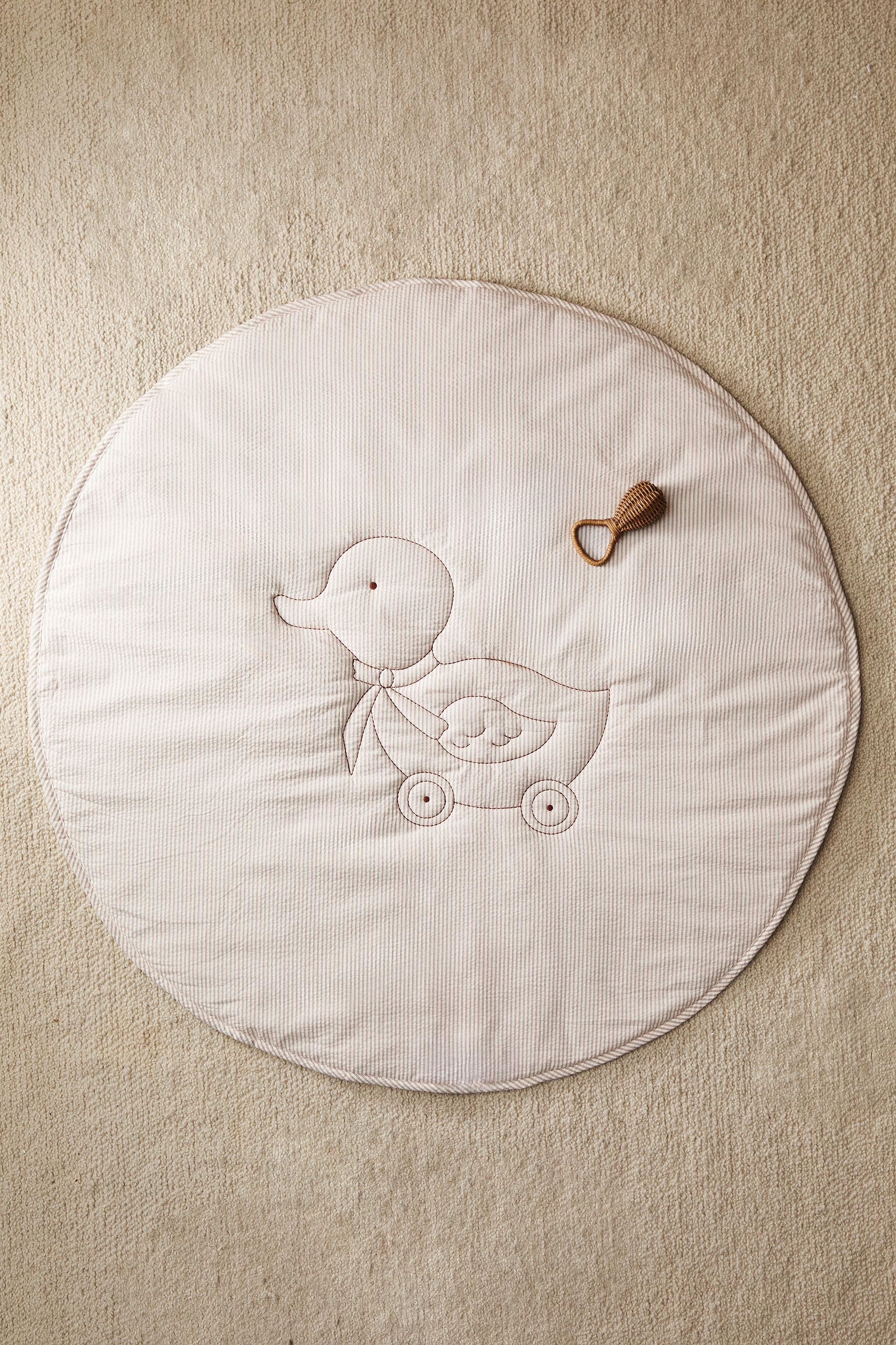 CHILDREN’S DUCKLING PLAY MAT