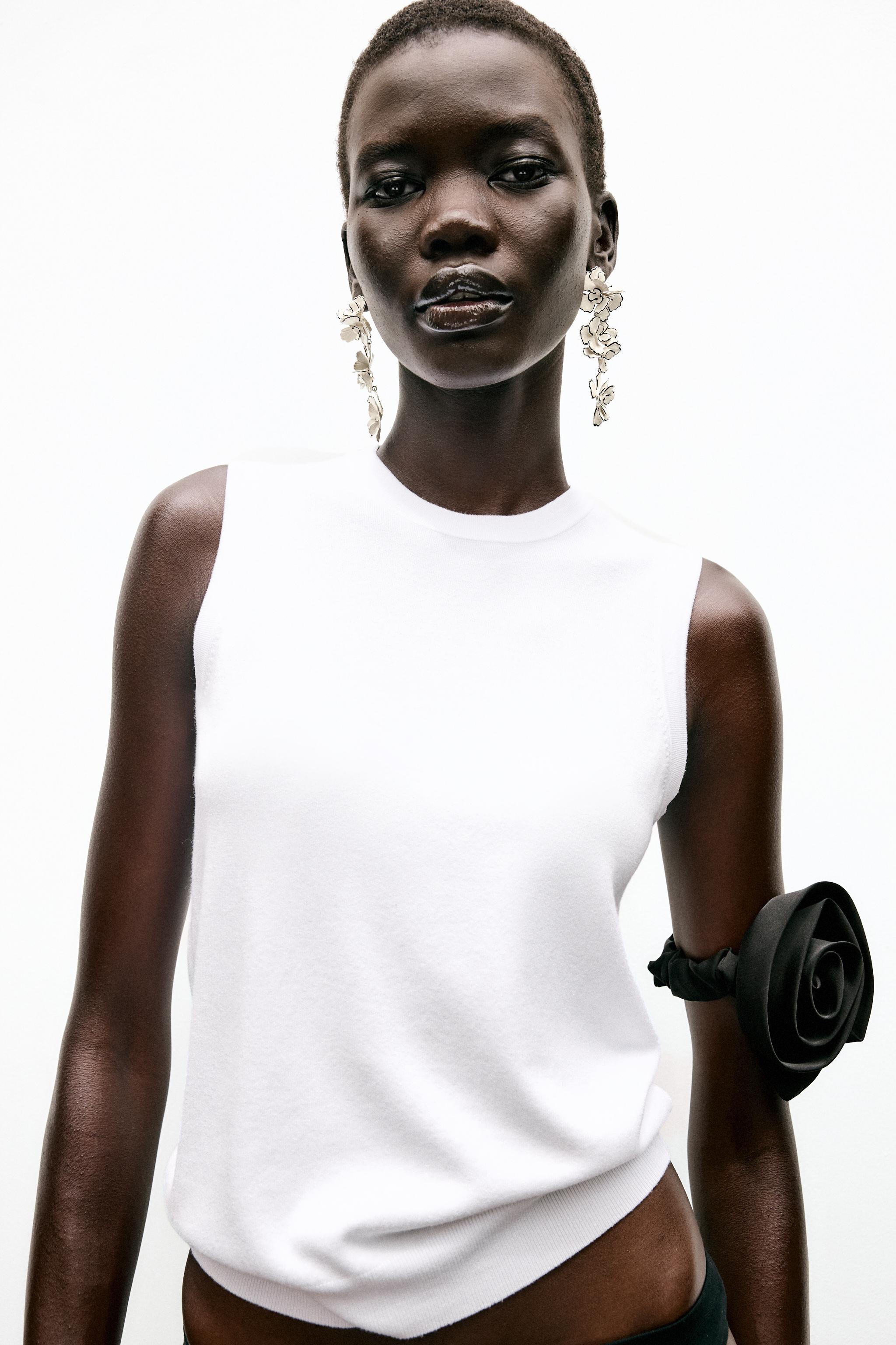 TOP EN MAILLE SANS MANCHES