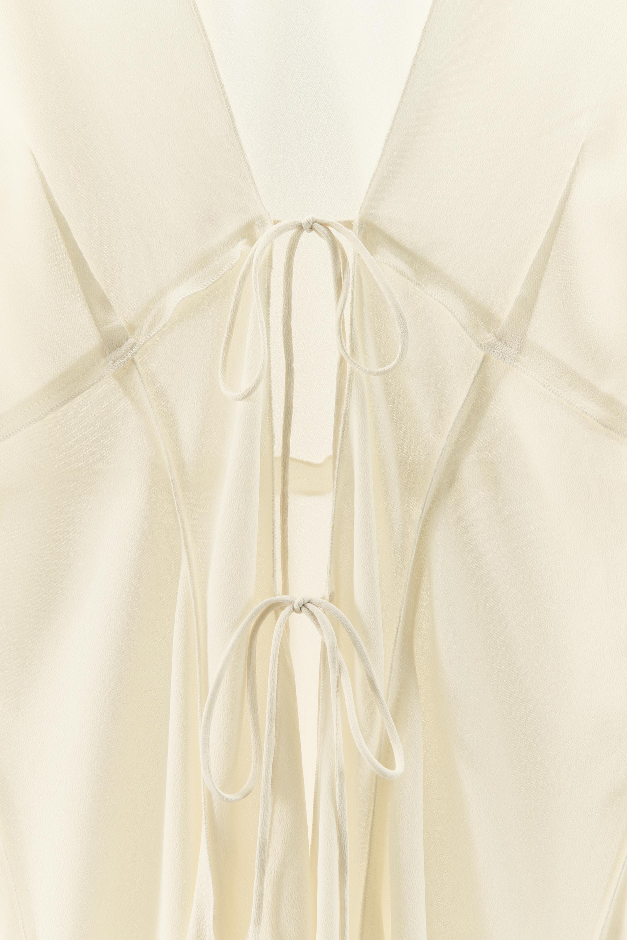 CHEMISE LACÉE DEVANT