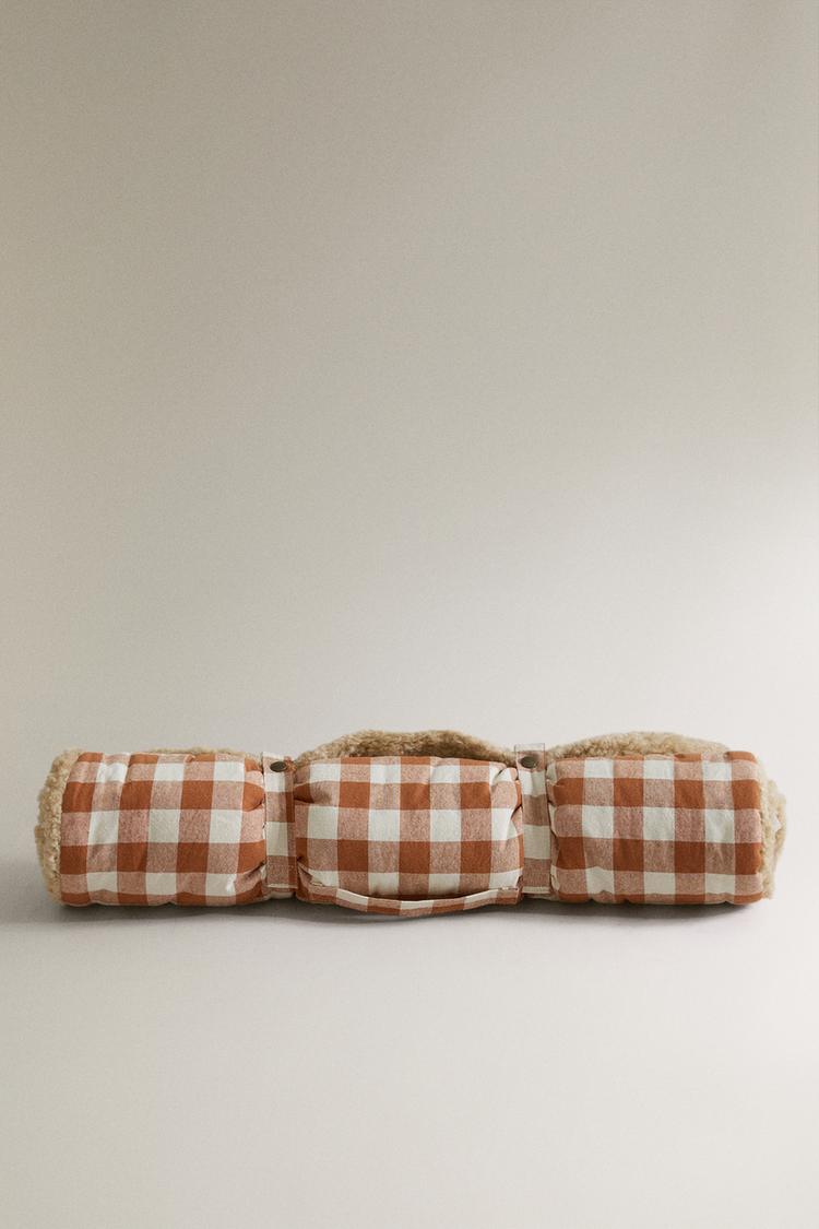 GINGHAM PET BLANKET - Zara product image