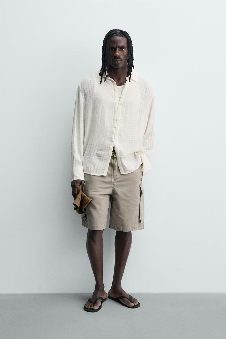 FLOWY TEXTURED JACQUARD SHIRT - Zara product image