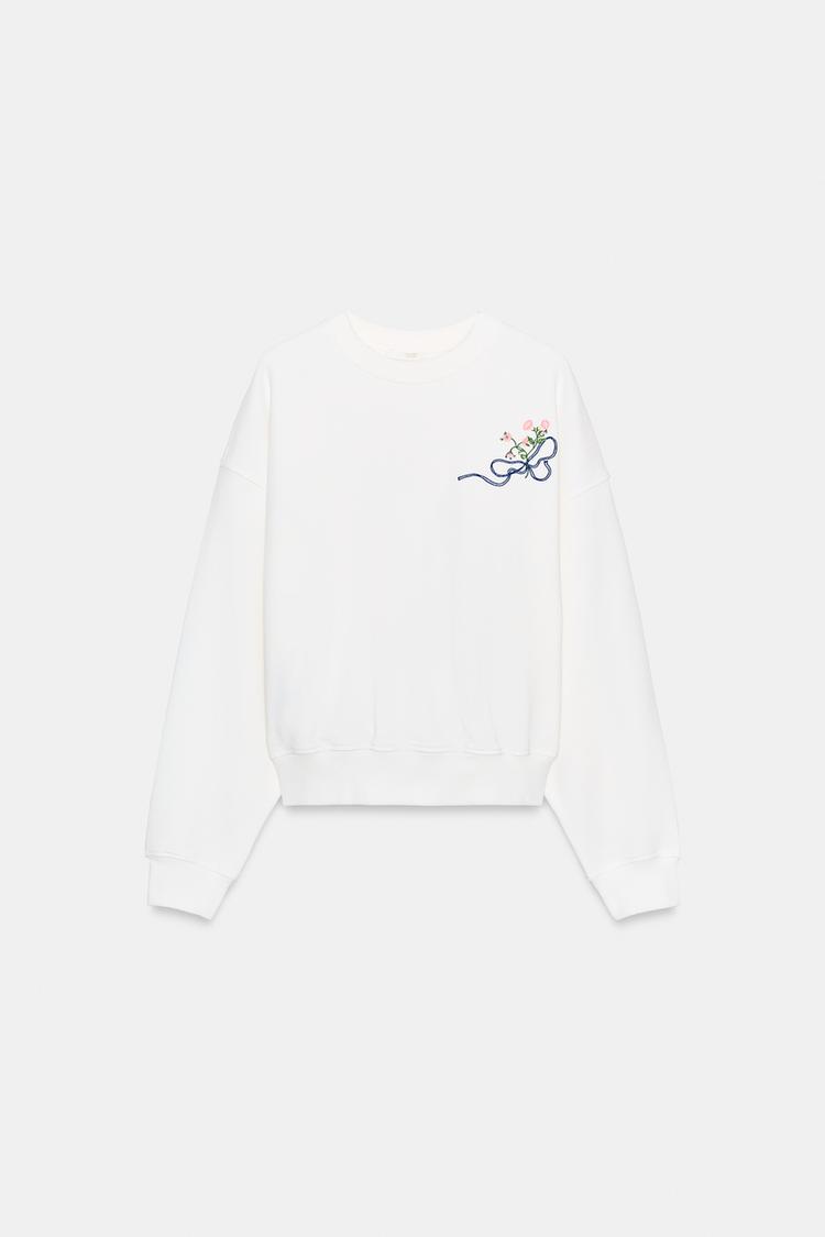 EMBROIDERED FLORAL SWEATSHIRT - Zara product image