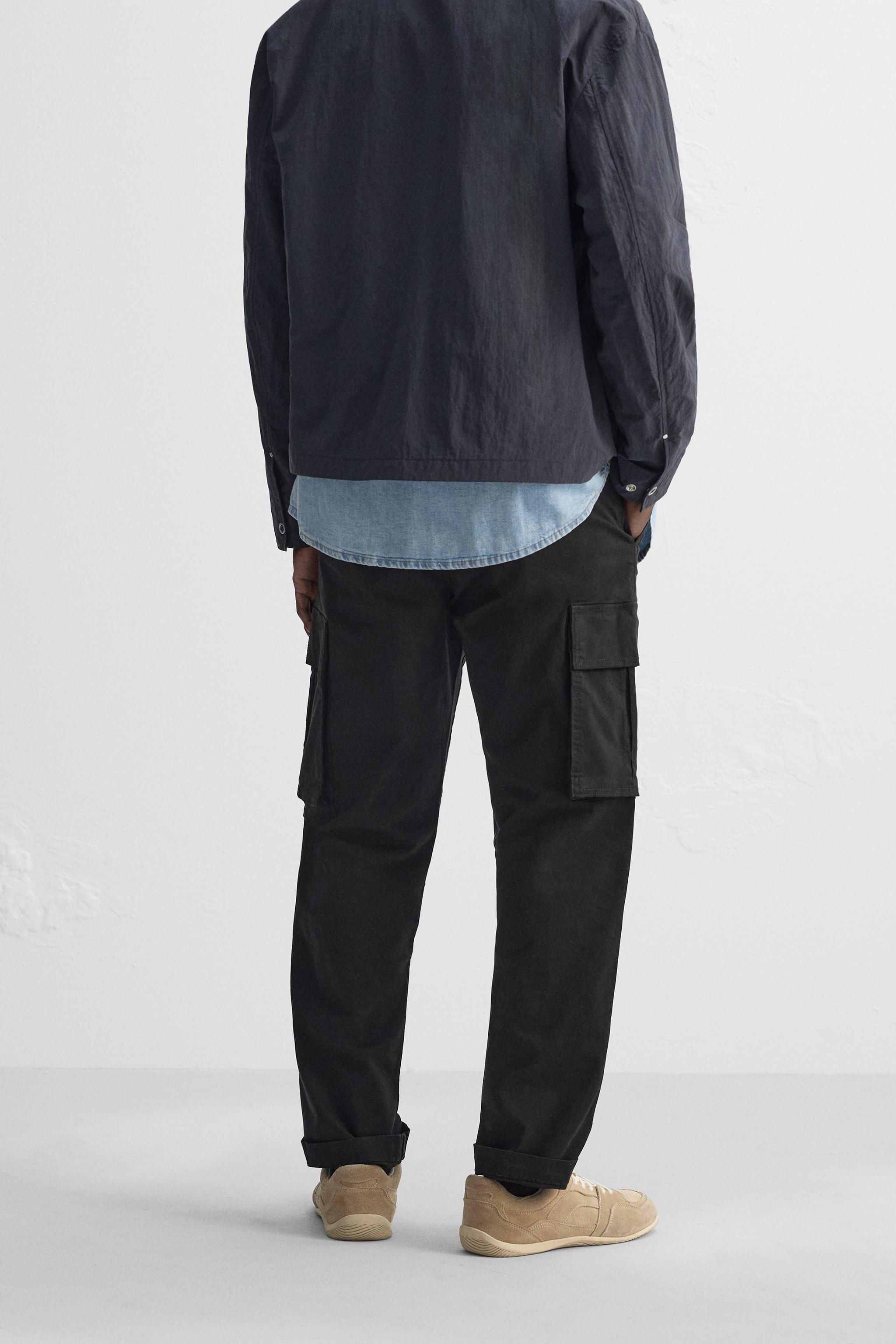 RELAXED FIT CARGO PANTS