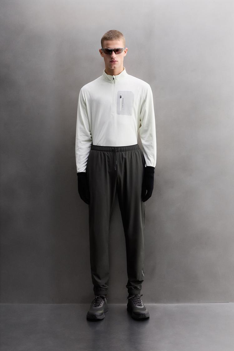 LIGHTWEIGHT TECHNICAL PANTS