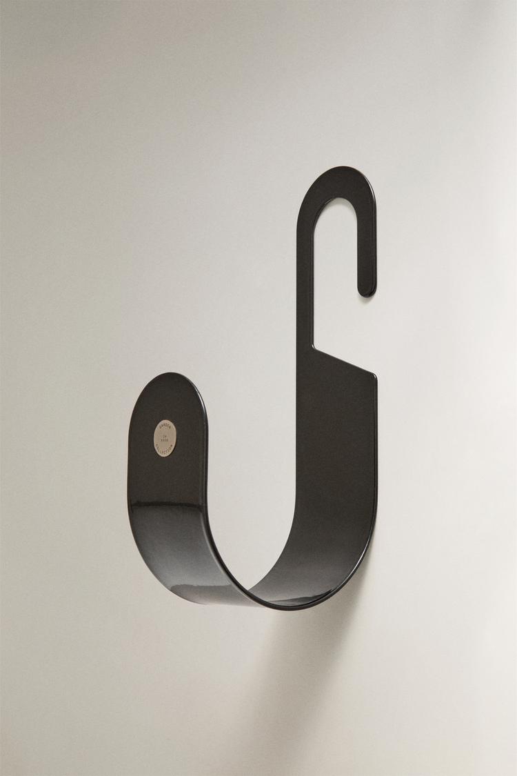 GARDEN HOSE HOLDER - Zara product image