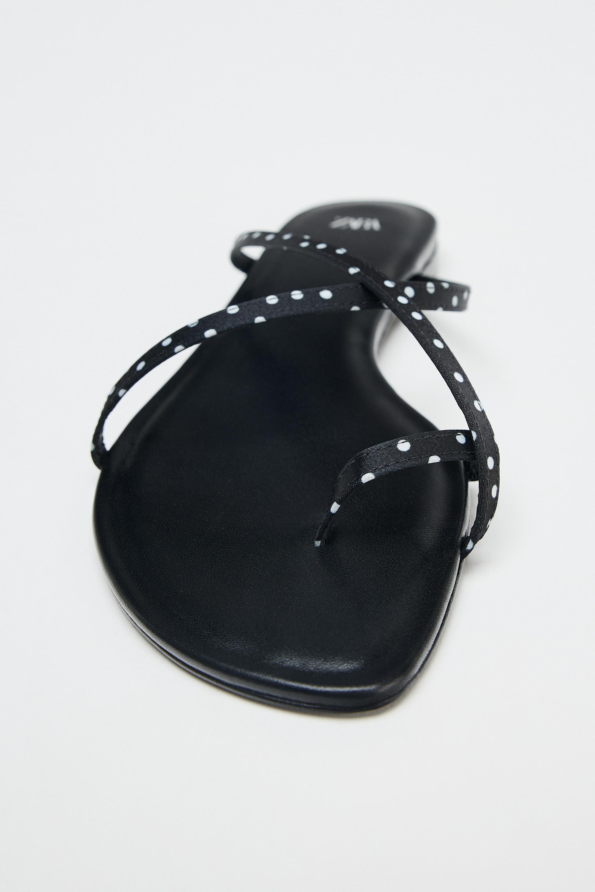 SANDALES À BRIDES ET POIS