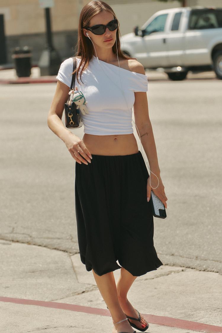 FLOWY BALLOON BAGGY SHORTS - Zara product image