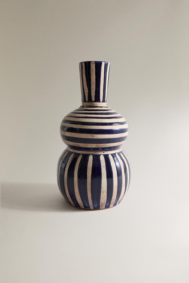DECORATIVE HULU CERAMIC VASE - Zara product image