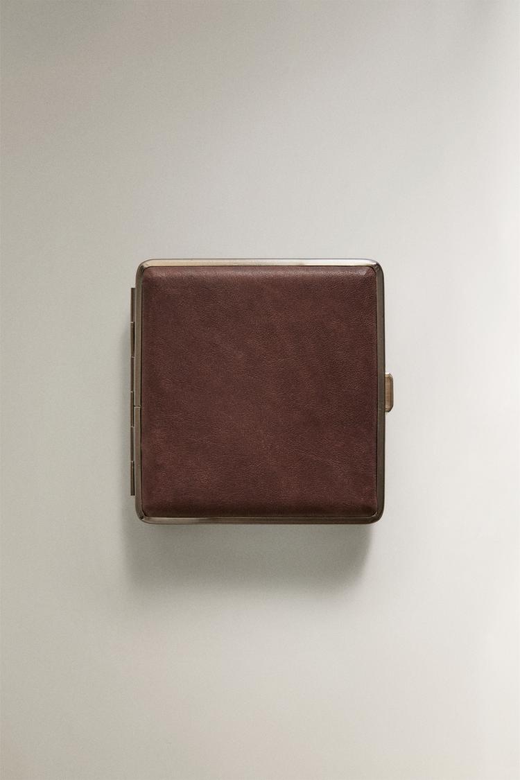 BROWN LEATHER CIGARETTE CASE - Zara product image