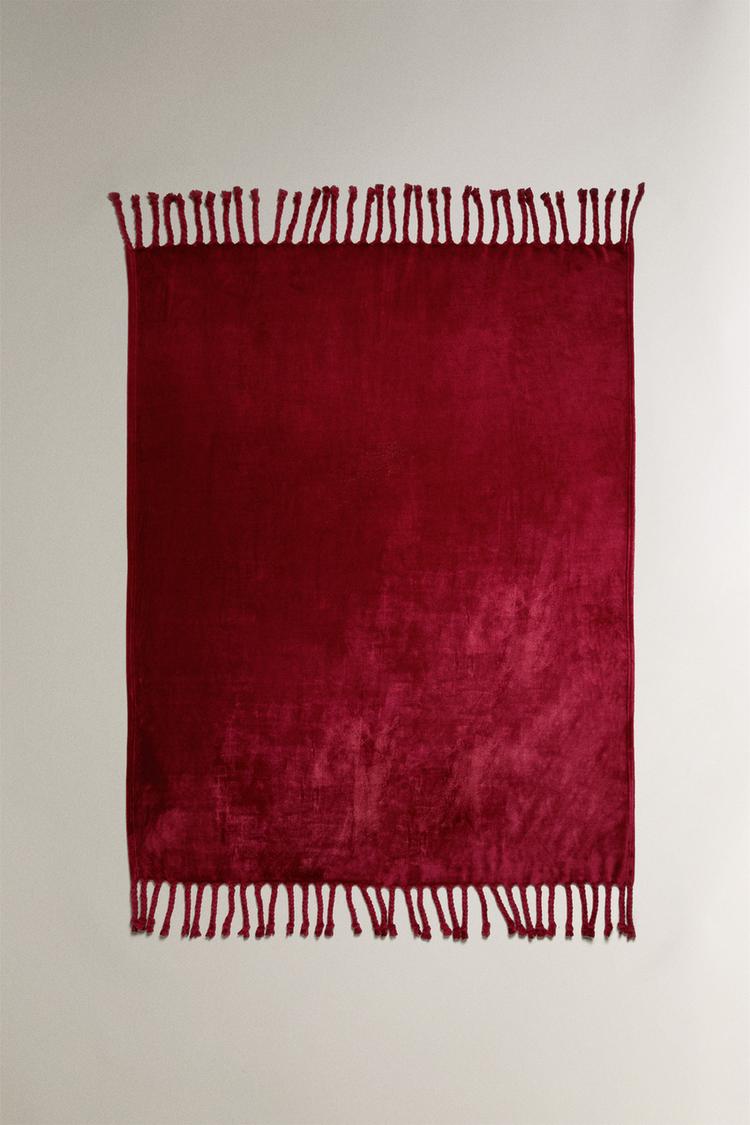 FLEECE BLANKET WITH FRINGING