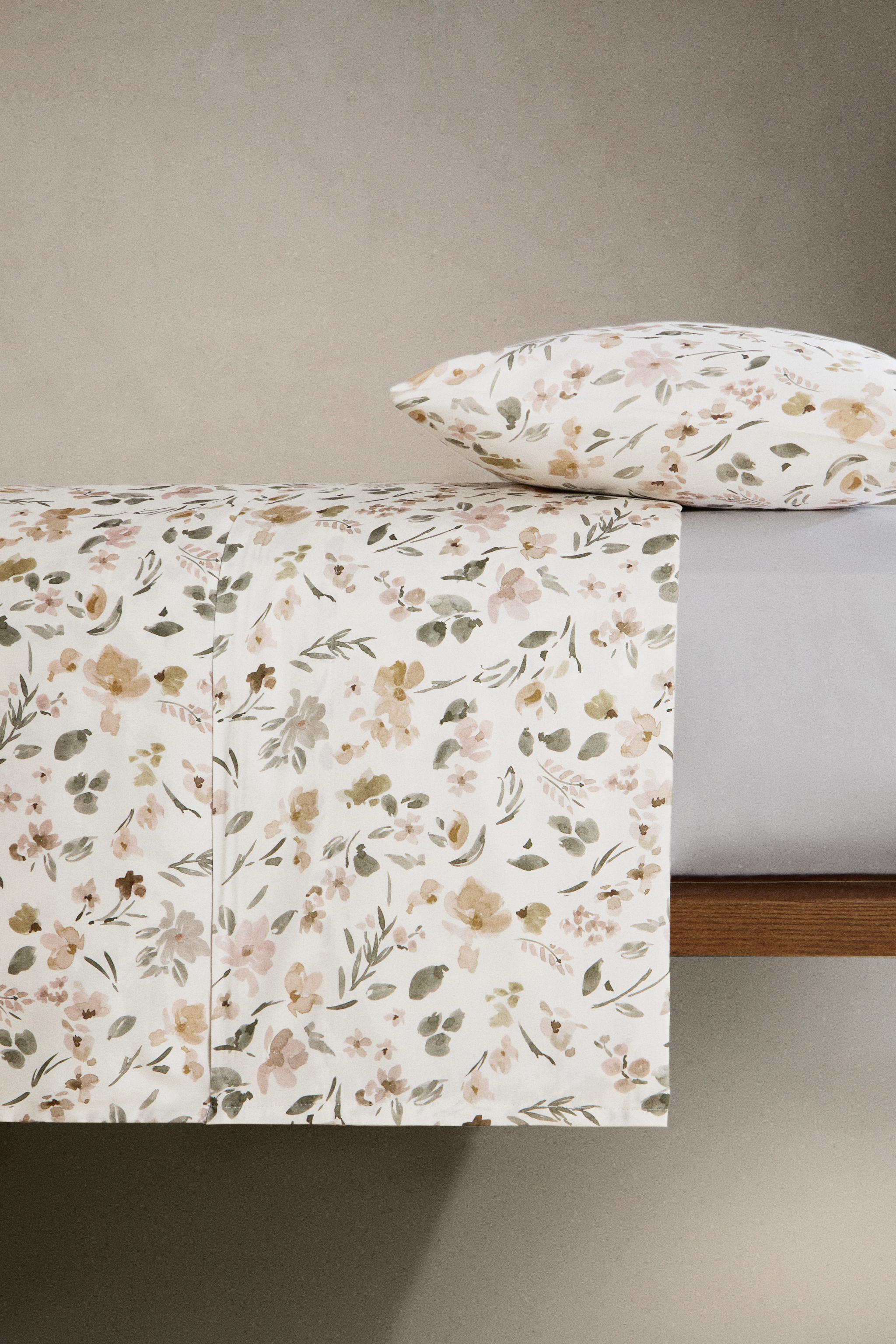 FLORAL PRINT SATEEN DUVET COVER