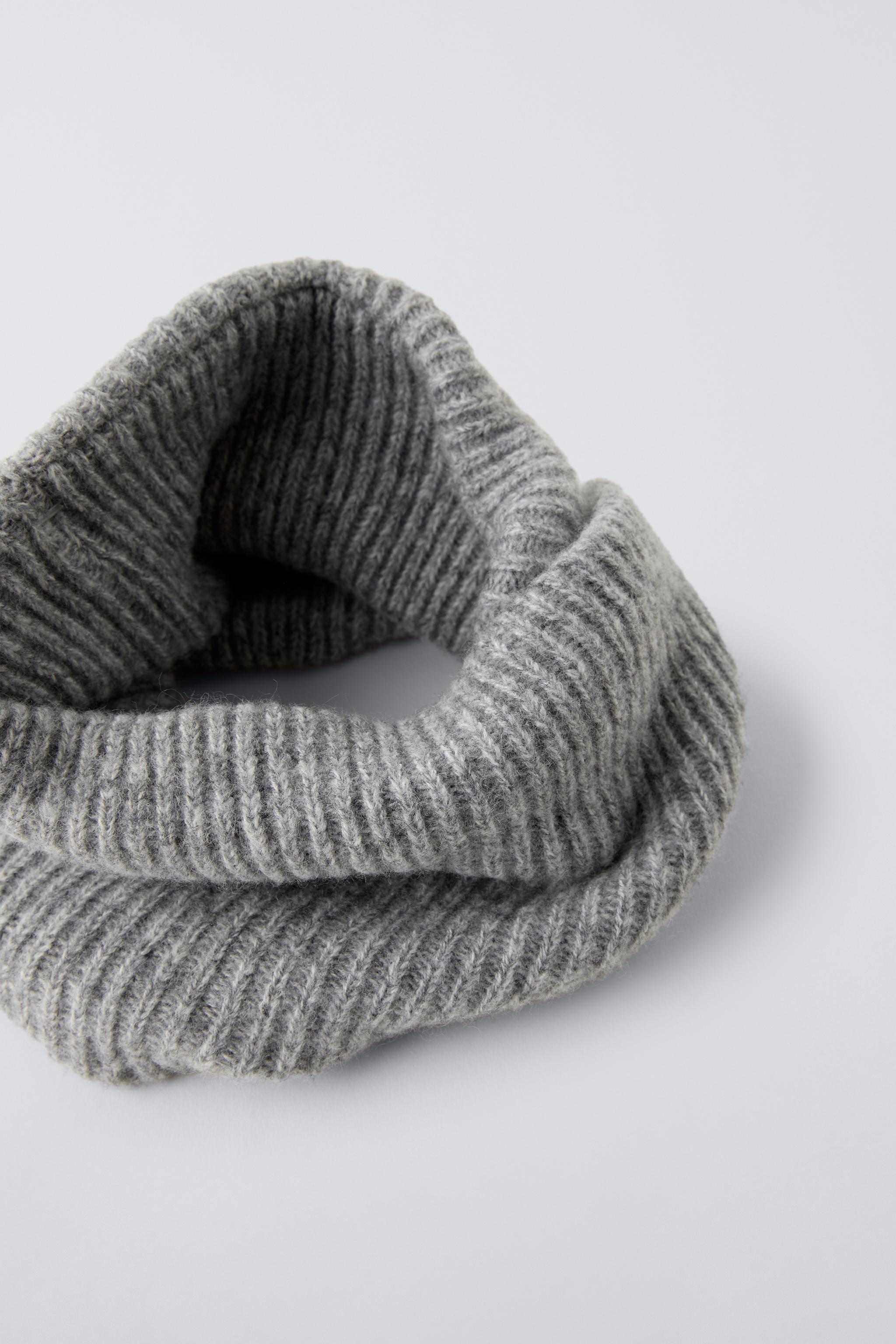 BASIC KNIT INFINITY SCARF