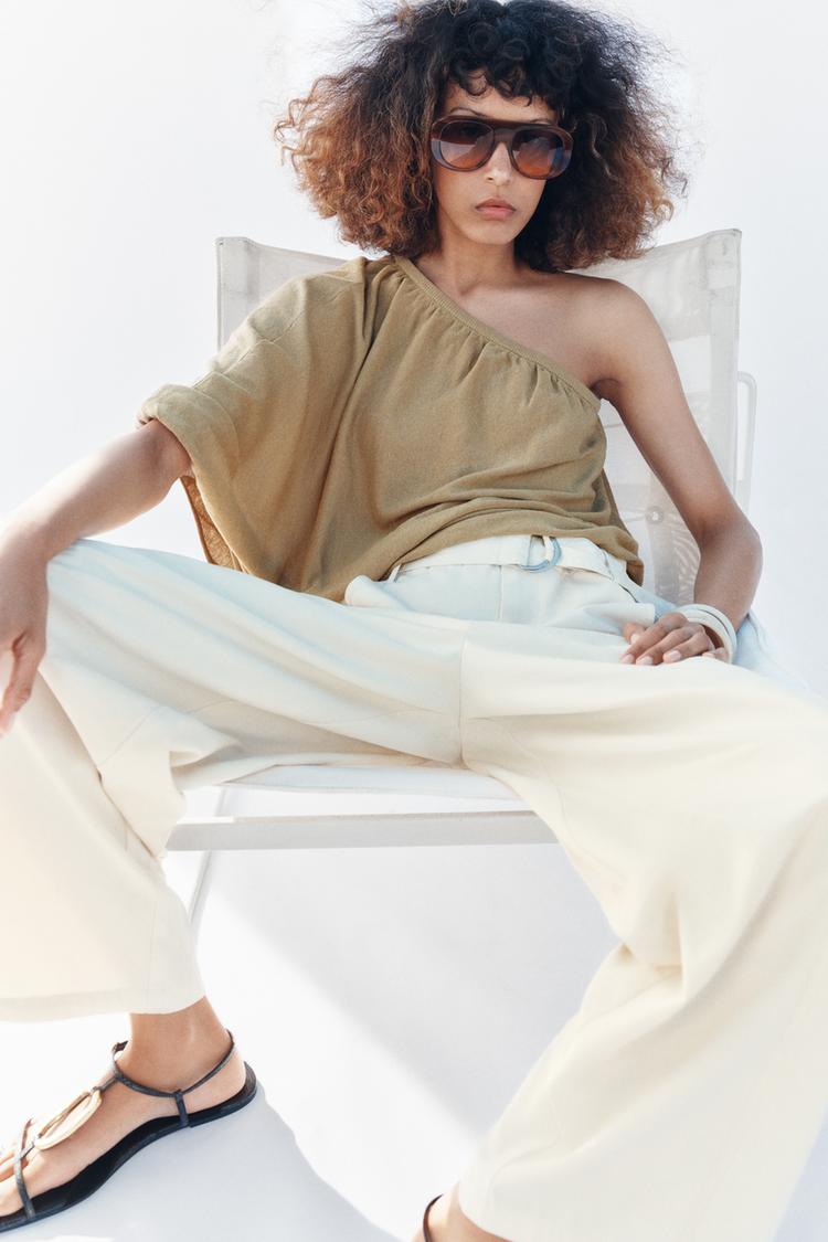 ASYMMETRIC KNIT TOP - Zara product image