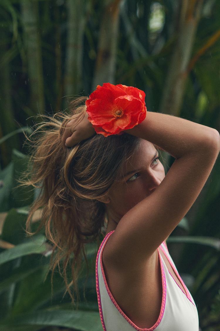 MAXI FLOWER HAIR TIE - Zara product image