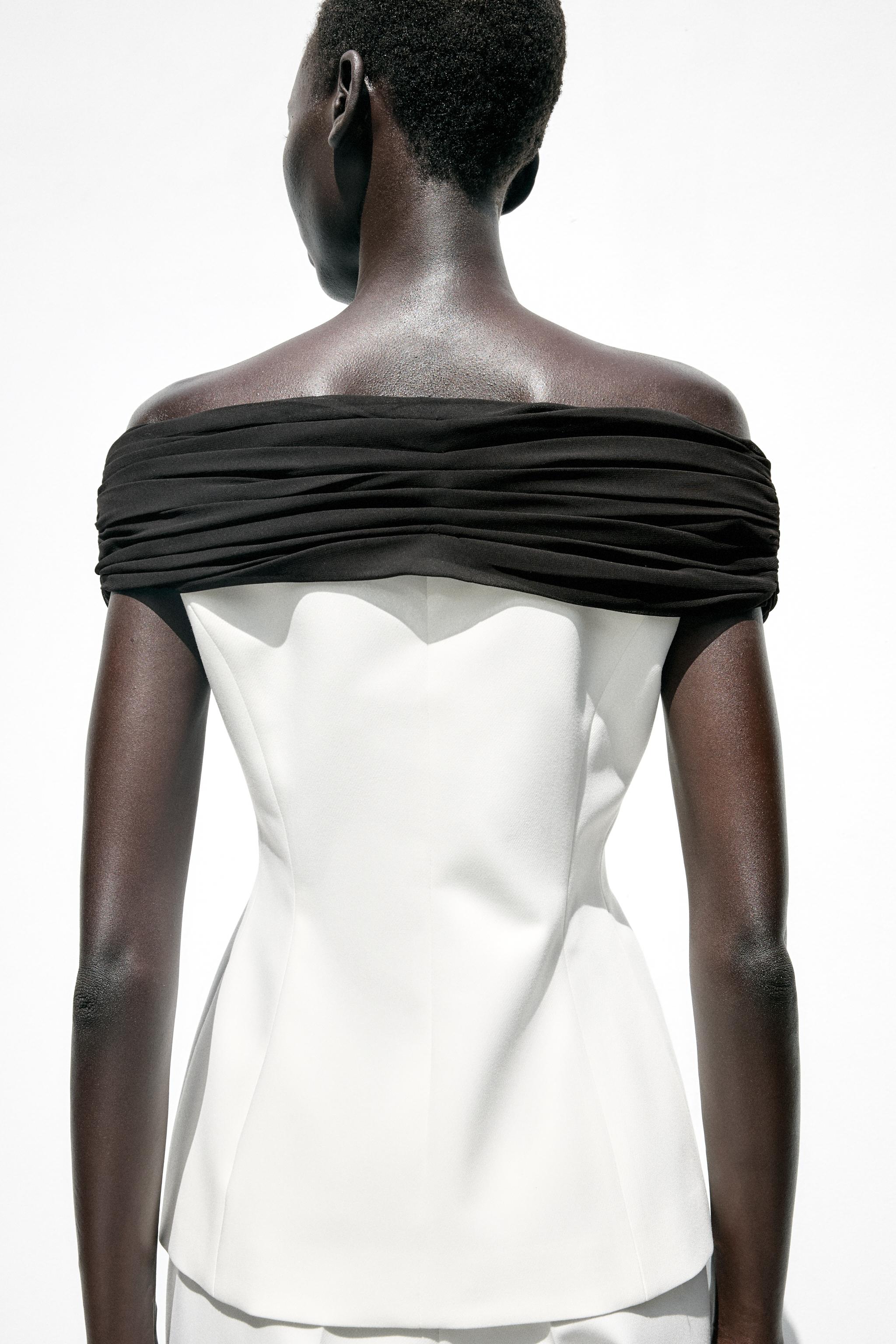 CONTRAST BUSTIER TOP