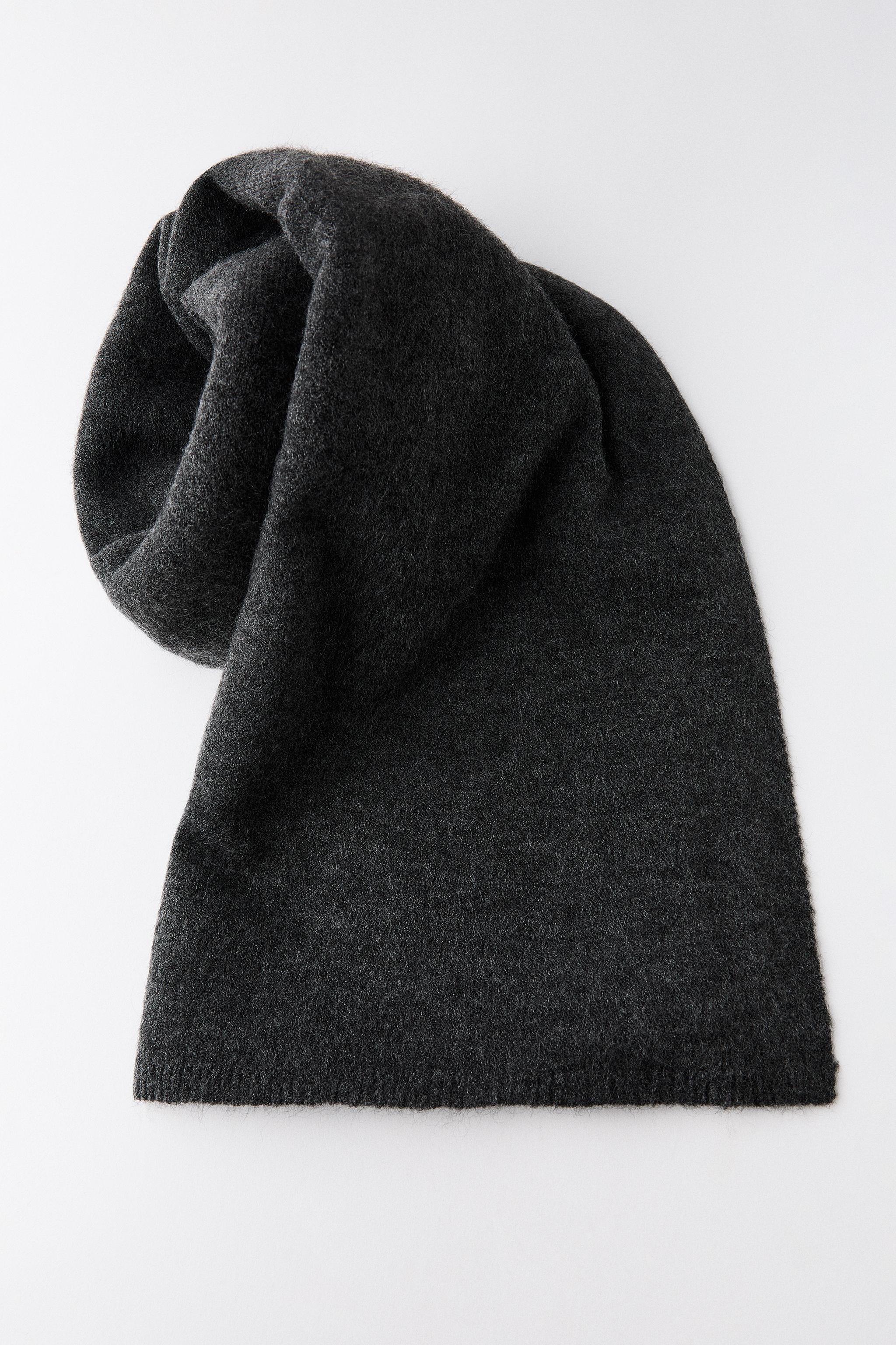 FINE KNIT SCARF