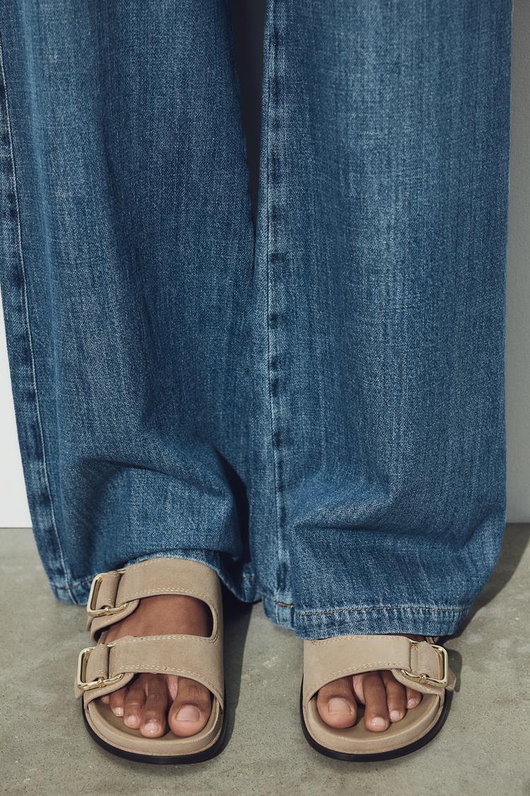 SPLIT LEATHER STRAPPY FLAT SANDALS - Zara product image