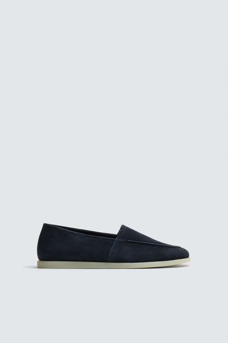 CASUAL LEATHER LOAFERS