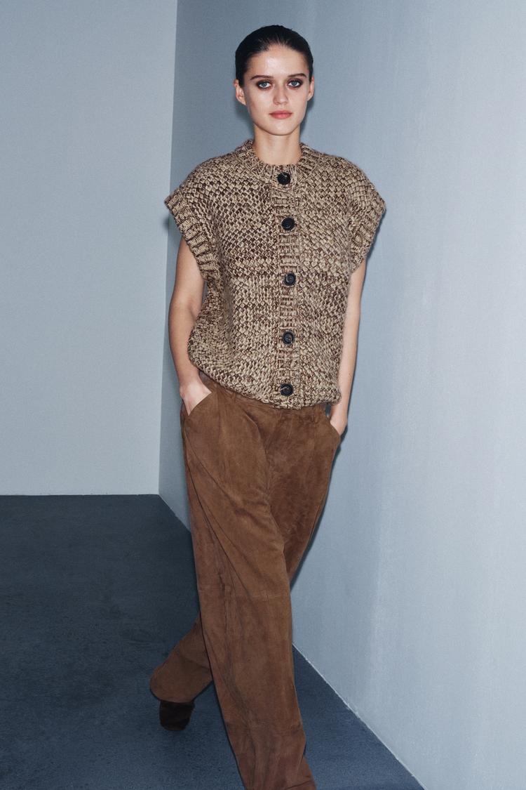CHUNKY KNIT VEST