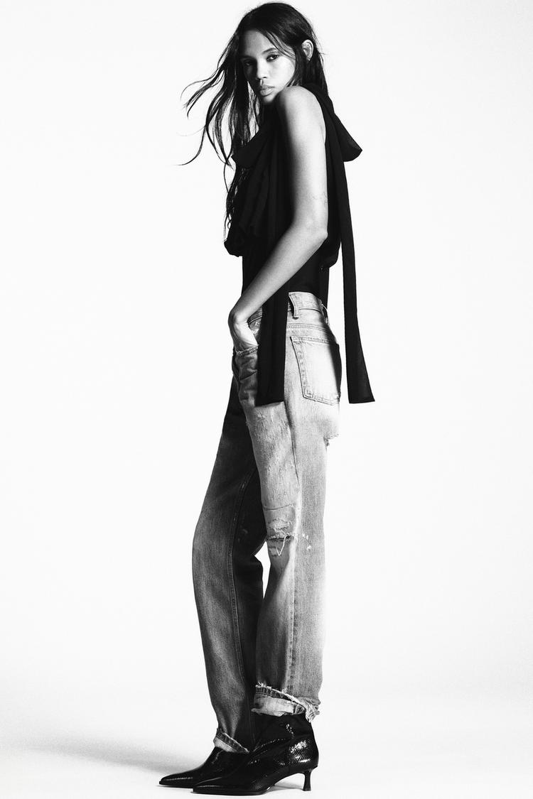 EMBOSSED HEELED ANKLE BOOTS - Zara product image