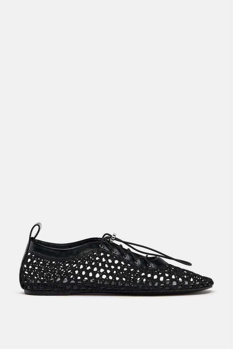 LOW HEEL MESH SHOES - Zara product image