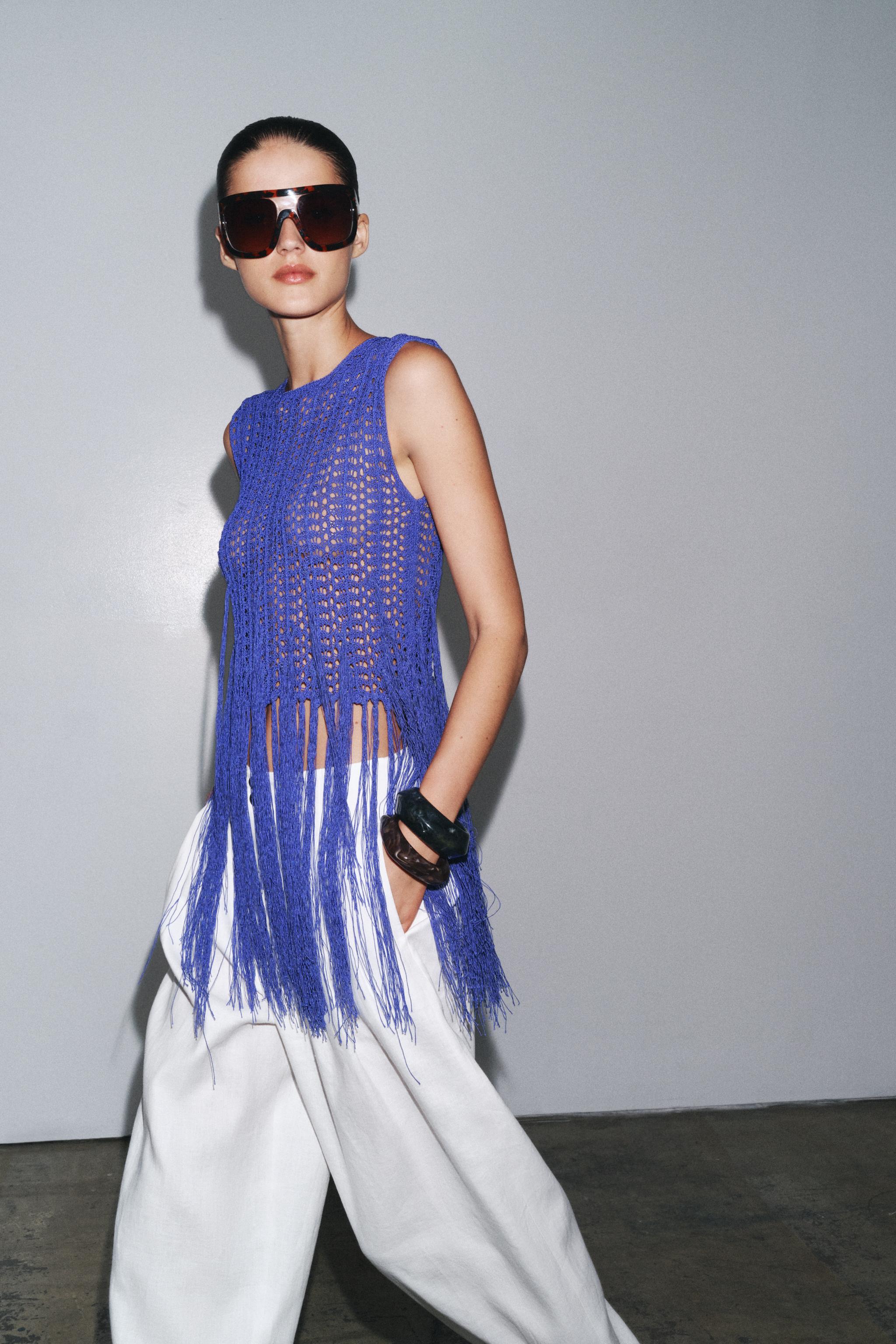 FRINGED CROCHET KNIT TOP