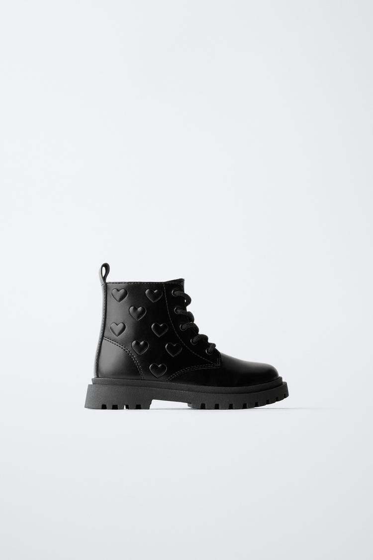 HEART BOOTS